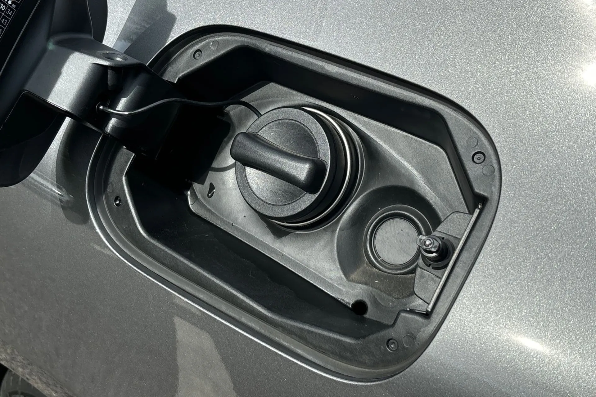 MERCEDES-BENZ CLA thumbnail image number 17