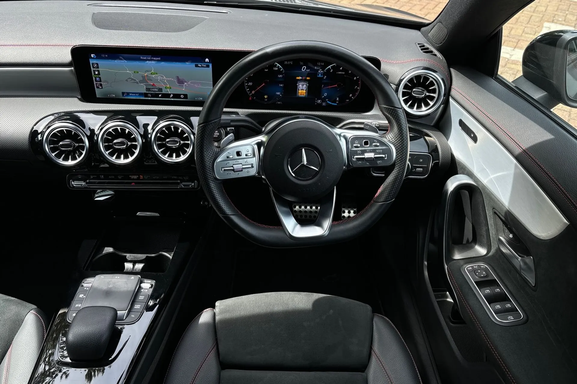 MERCEDES-BENZ CLA thumbnail image number 34