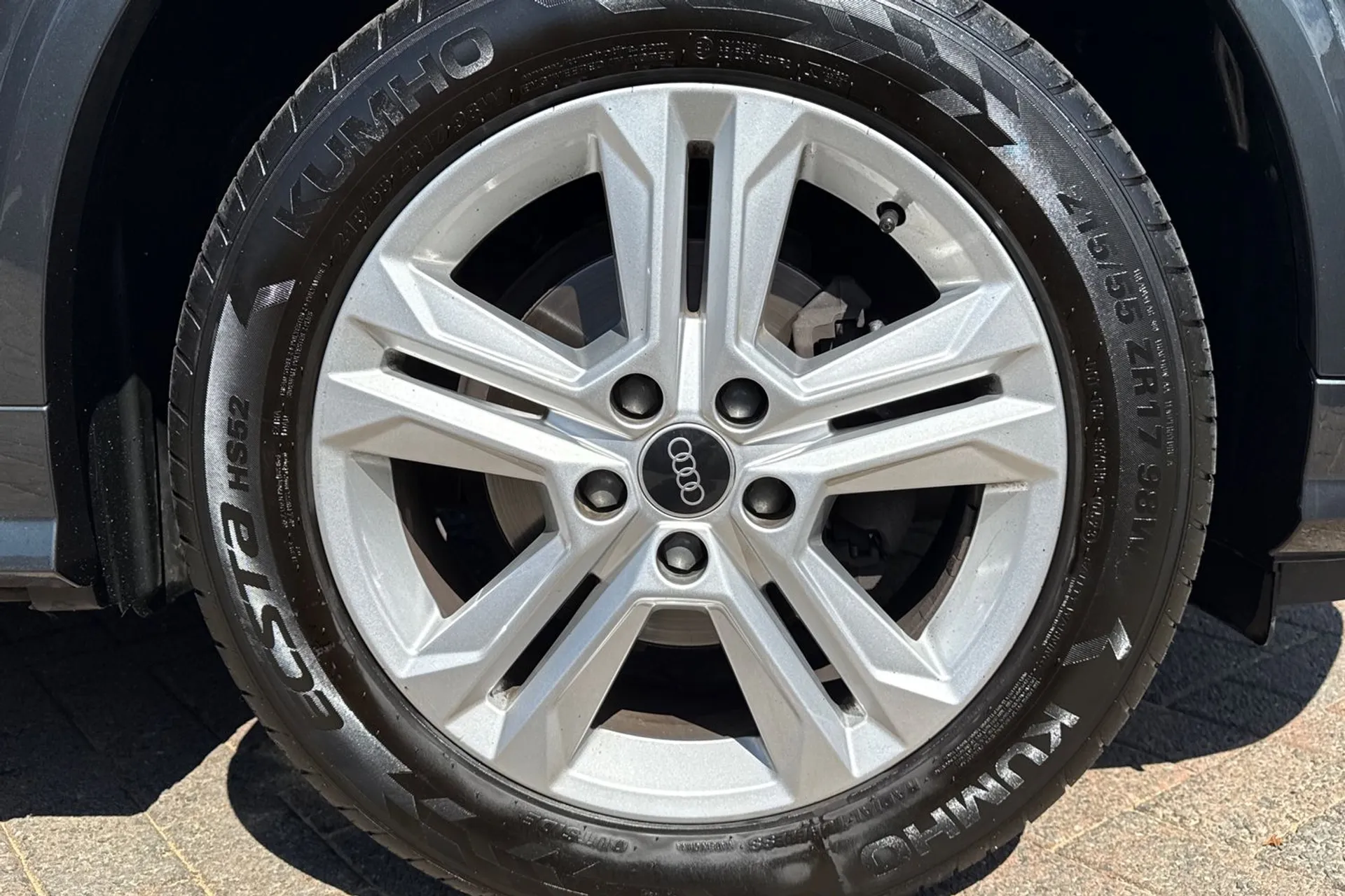 Audi Q2 thumbnail image number 8
