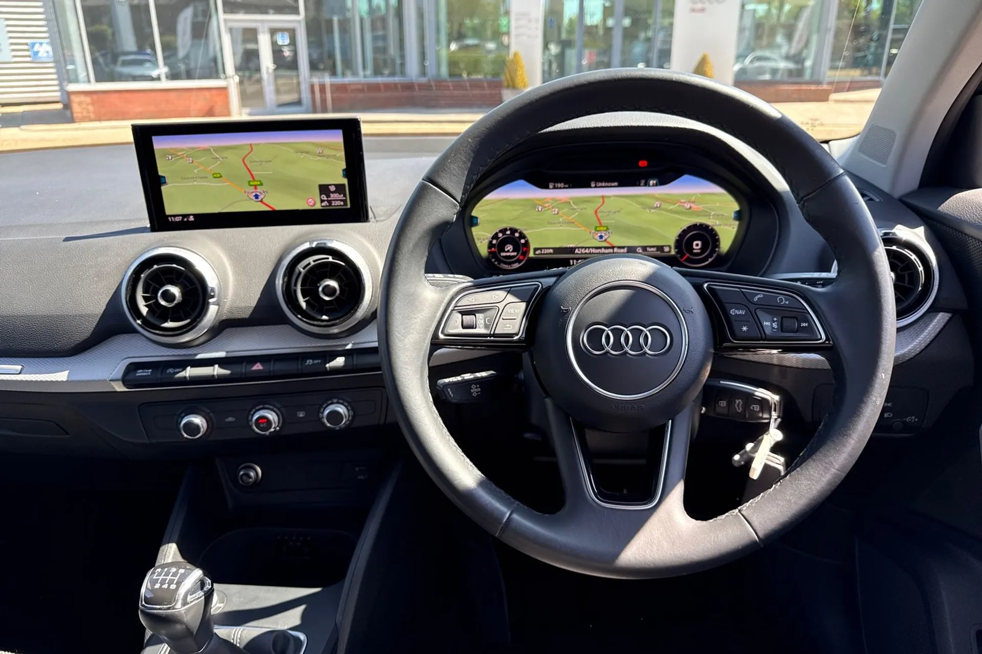 Audi Q2 thumbnail image number 35