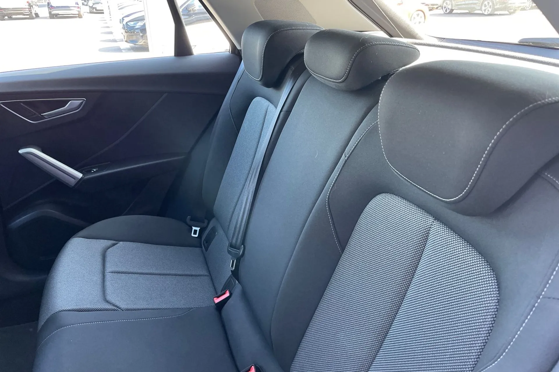 Audi Q2 thumbnail image number 29