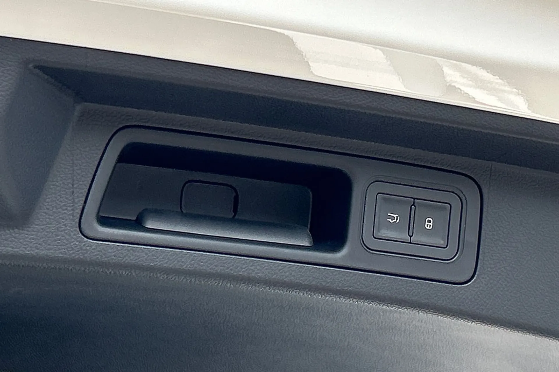 BYD SEAL U thumbnail image number 35