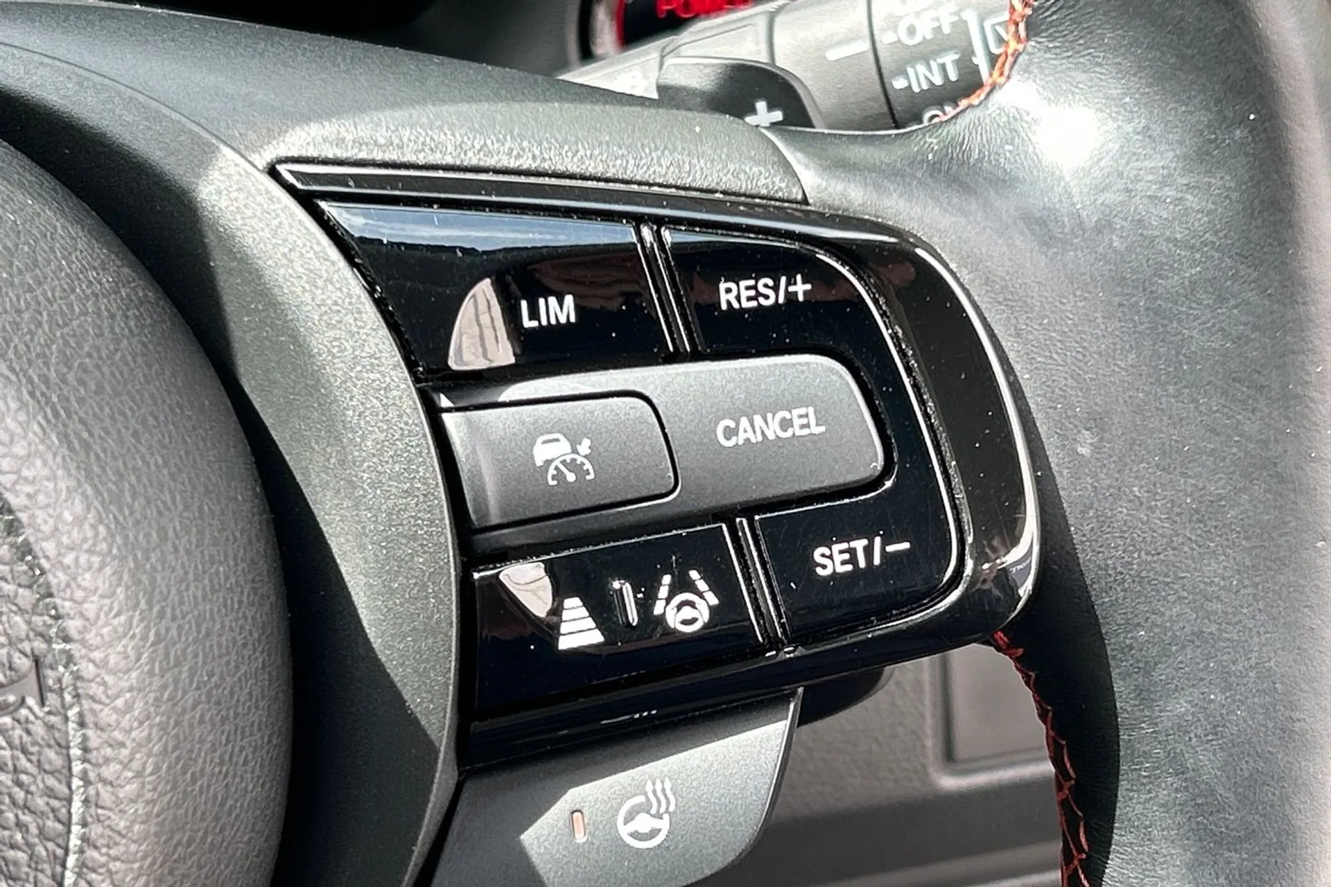 HONDA HR-V thumbnail image number 47