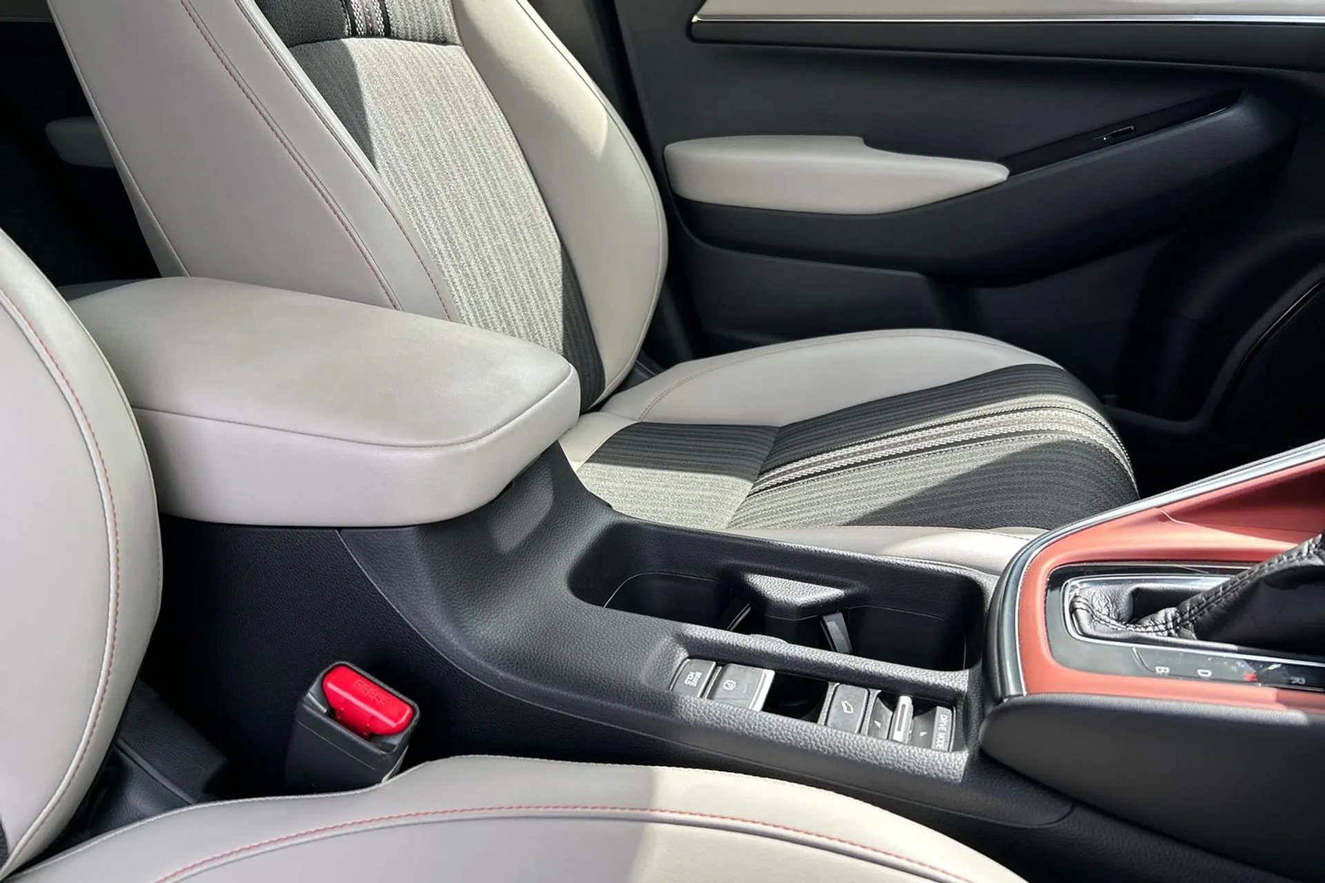 HONDA HR-V thumbnail image number 50