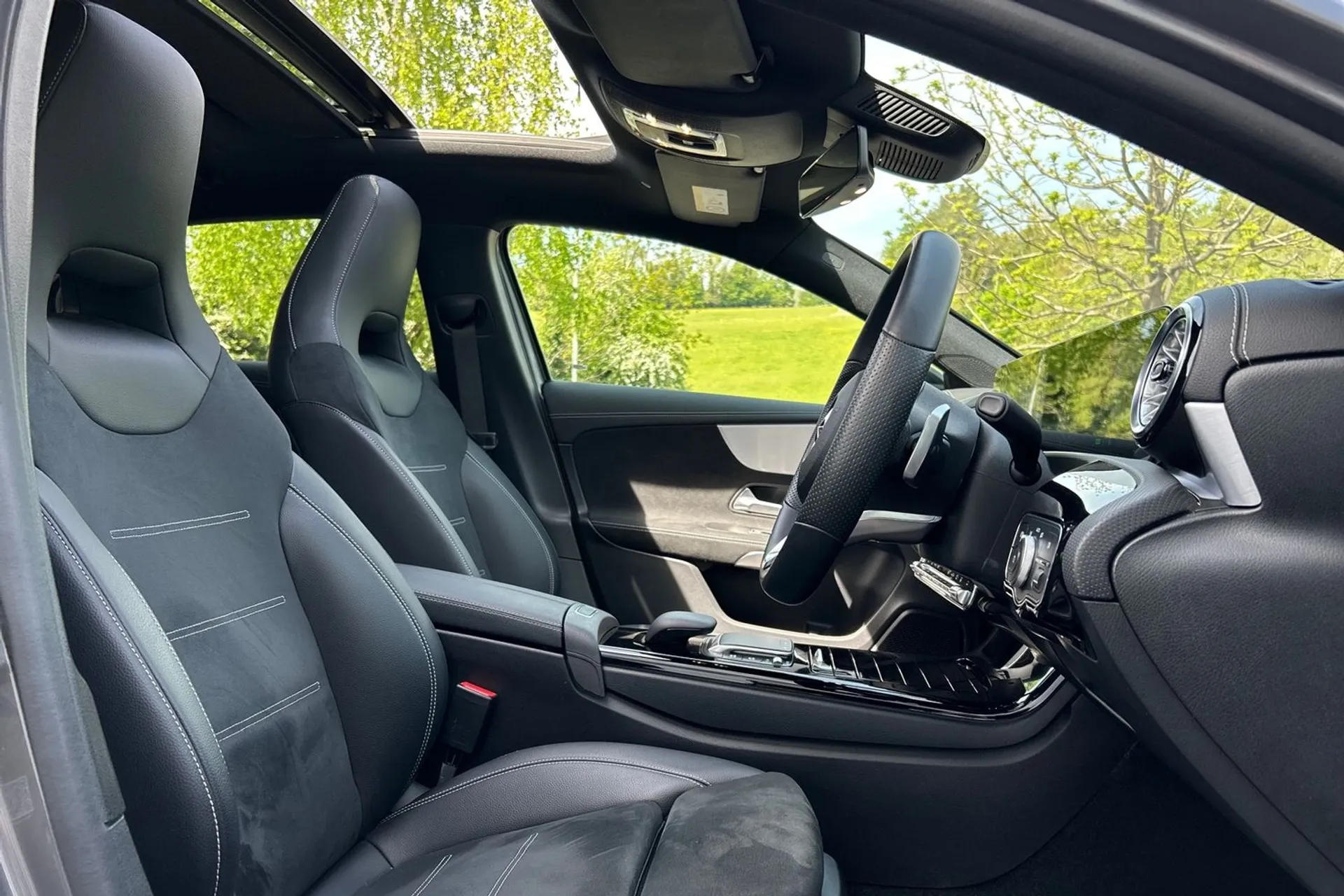 MERCEDES-BENZ A CLASS thumbnail image number 12