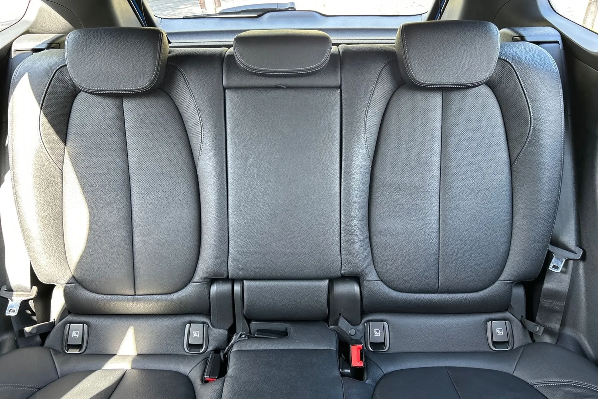 BMW X1 thumbnail image number 24