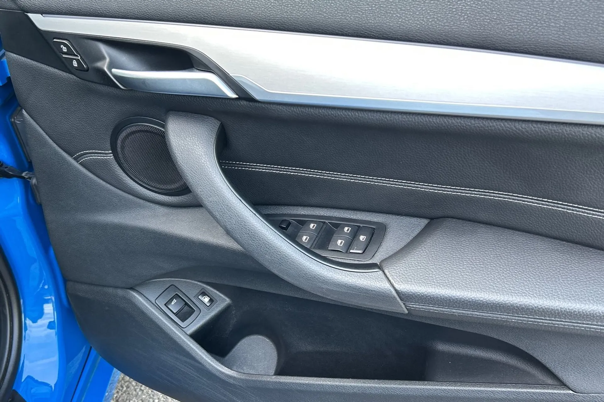 BMW X1 thumbnail image number 45
