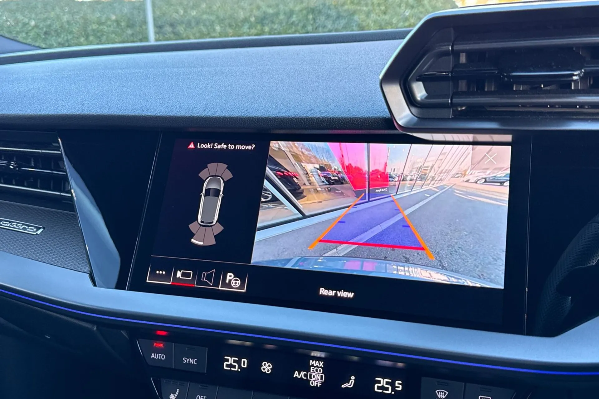 Audi RS3 thumbnail image number 5