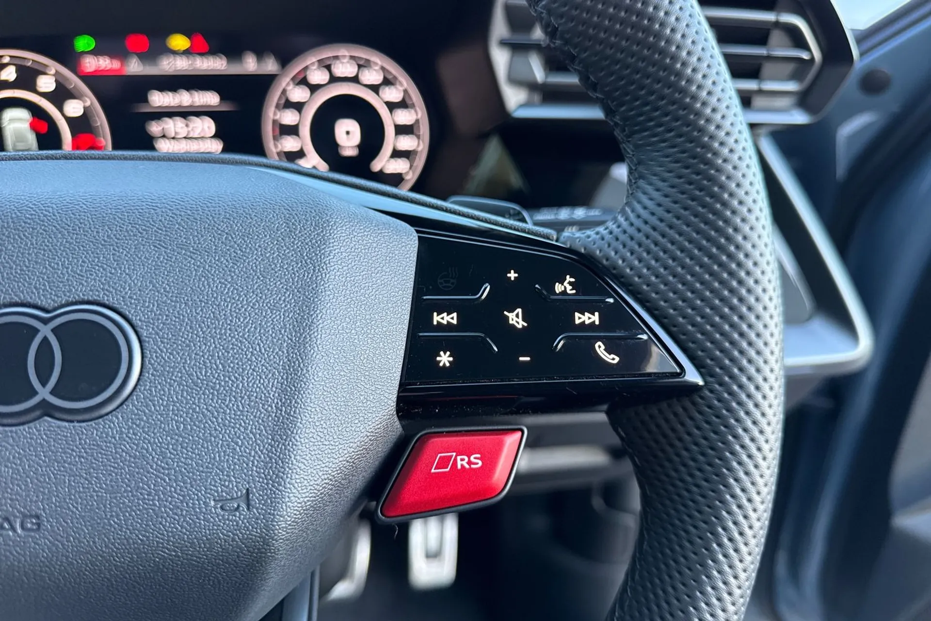 Audi RS3 thumbnail image number 27