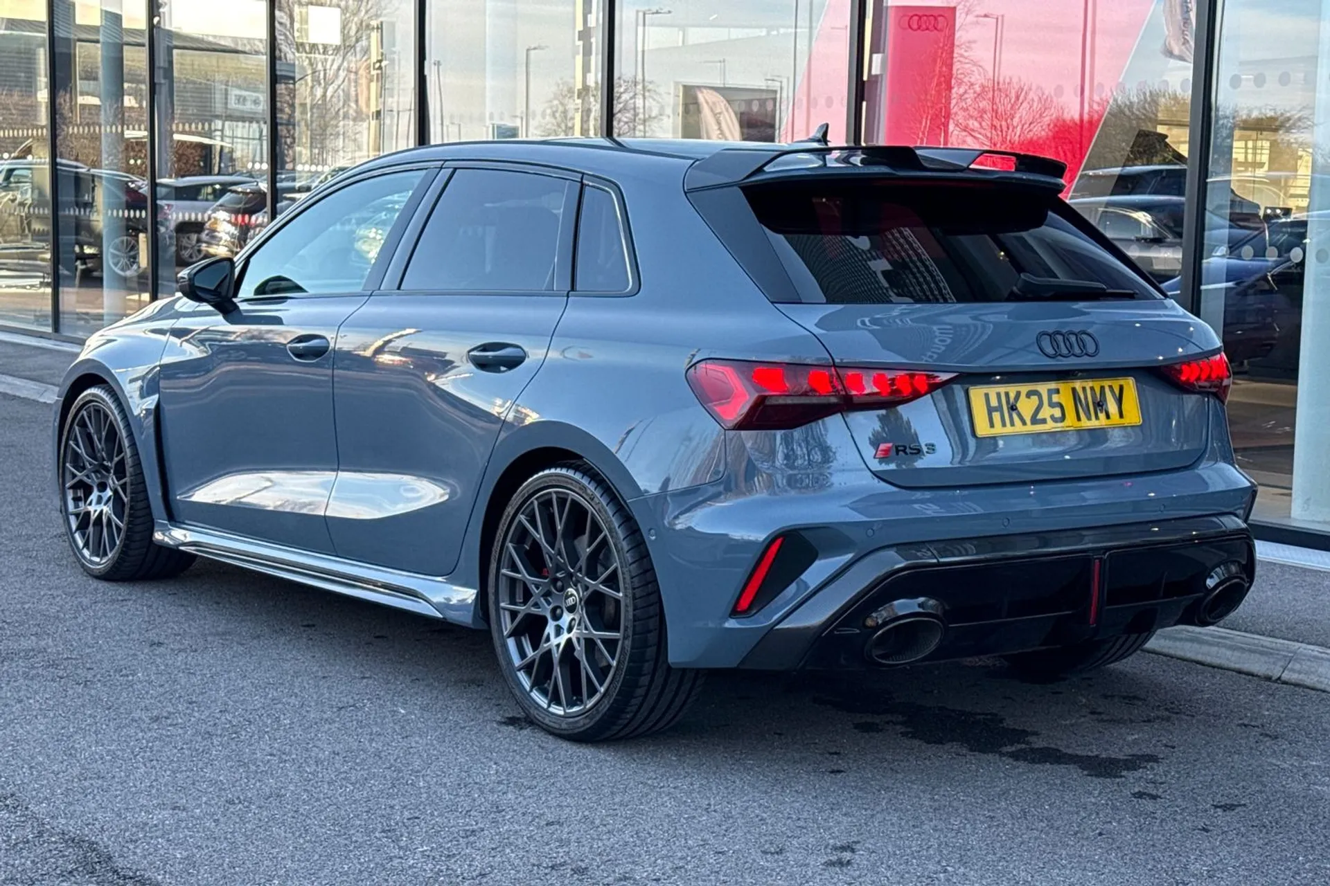 Audi RS3 thumbnail image number 18