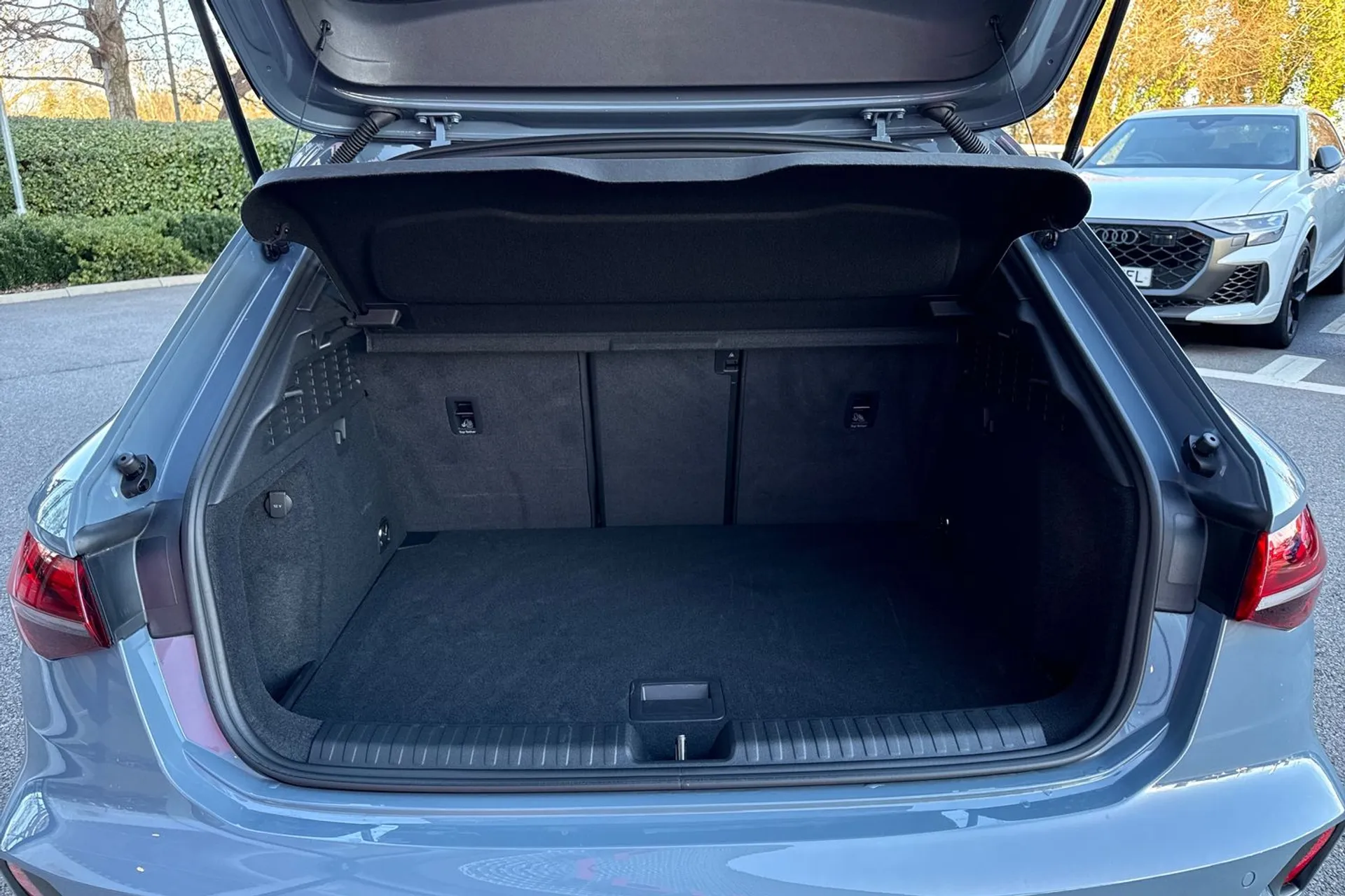 Audi RS3 thumbnail image number 41