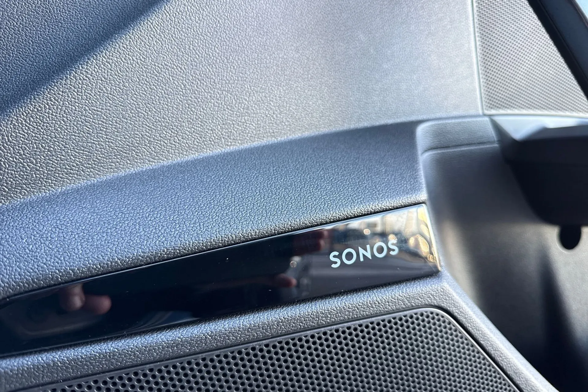 Audi RS3 thumbnail image number 34