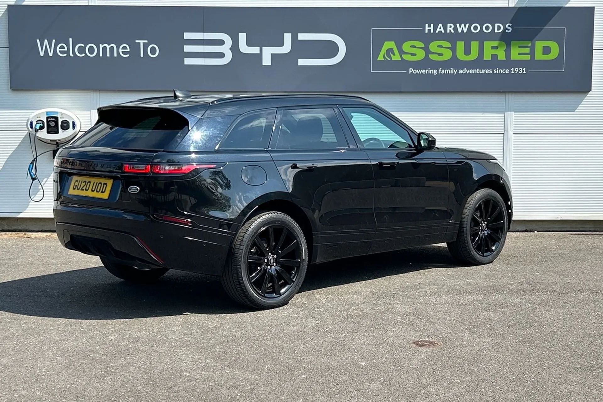 LAND ROVER RANGE ROVER VELAR thumbnail image number 8