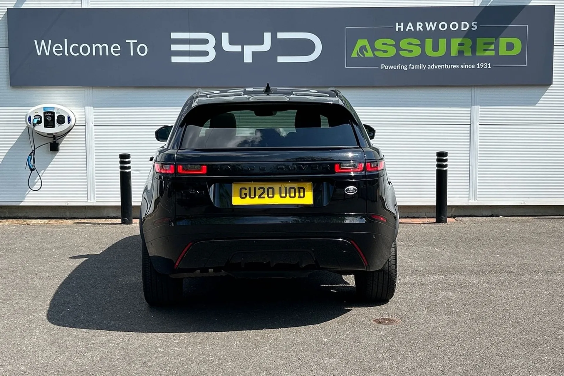 LAND ROVER RANGE ROVER VELAR thumbnail image number 9