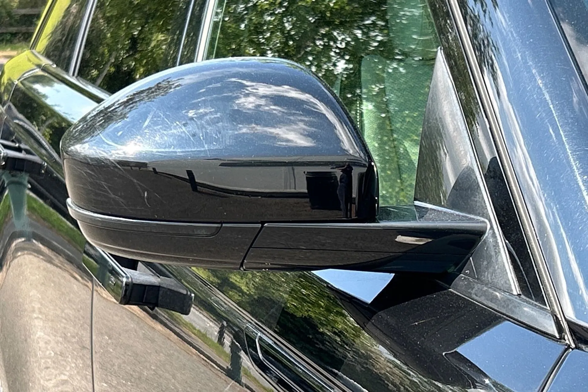 LAND ROVER RANGE ROVER VELAR thumbnail image number 54