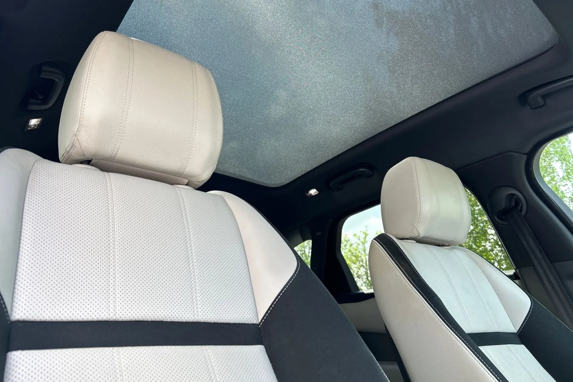 LAND ROVER RANGE ROVER VELAR thumbnail image number 53
