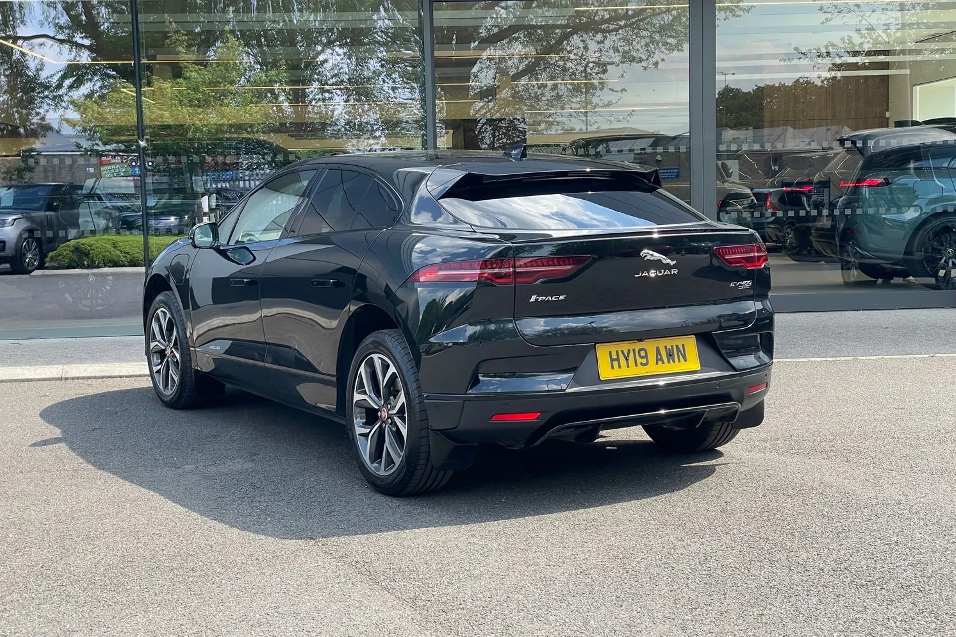 Jaguar I-PACE thumbnail image number 62