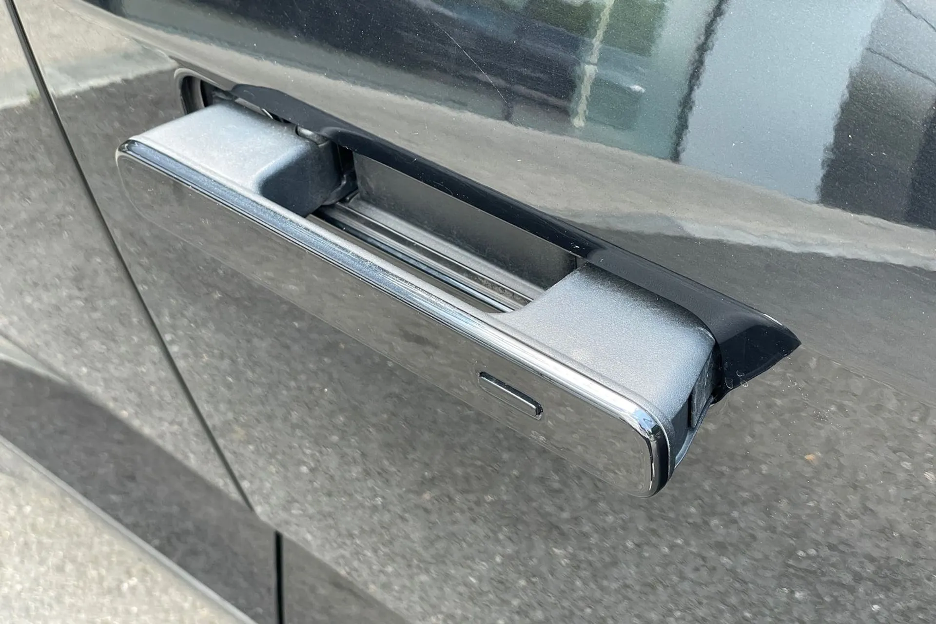 Jaguar I-PACE thumbnail image number 36