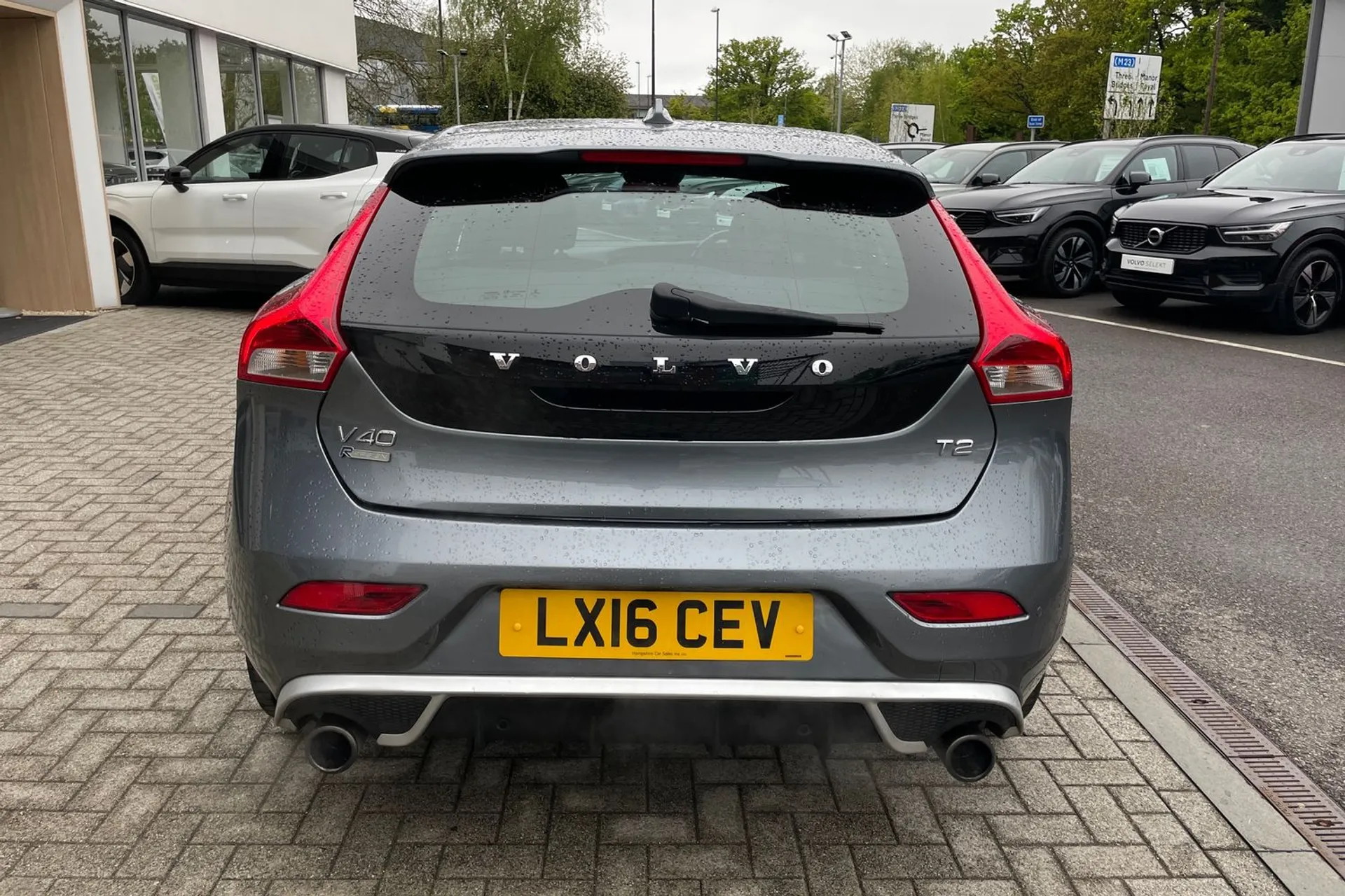 Volvo V40 thumbnail image number 8