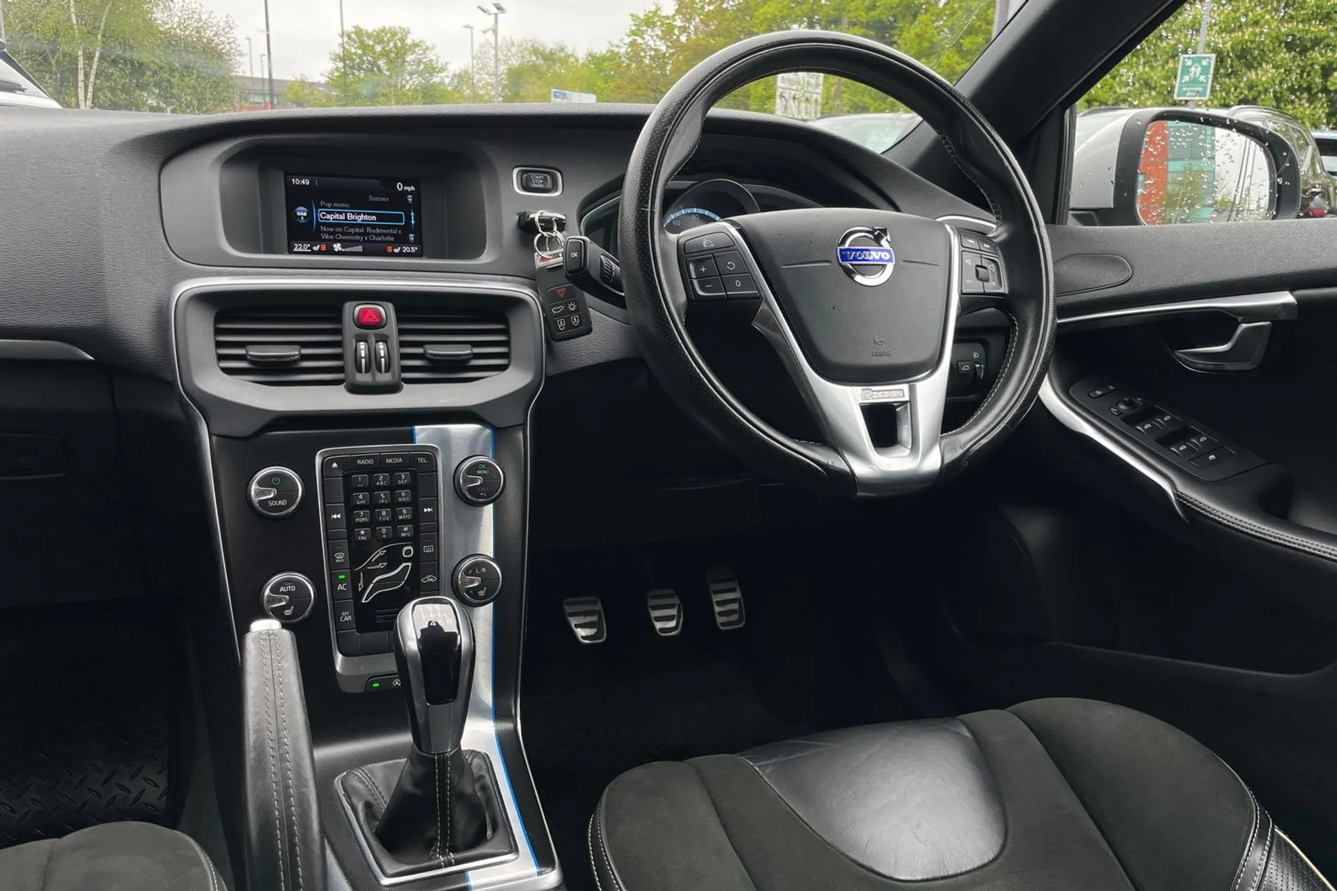 Volvo V40 thumbnail image number 34