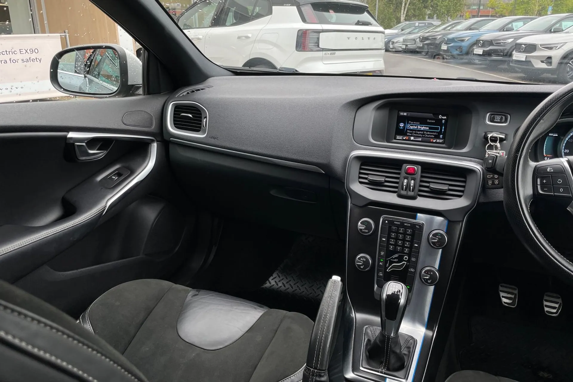 Volvo V40 thumbnail image number 31