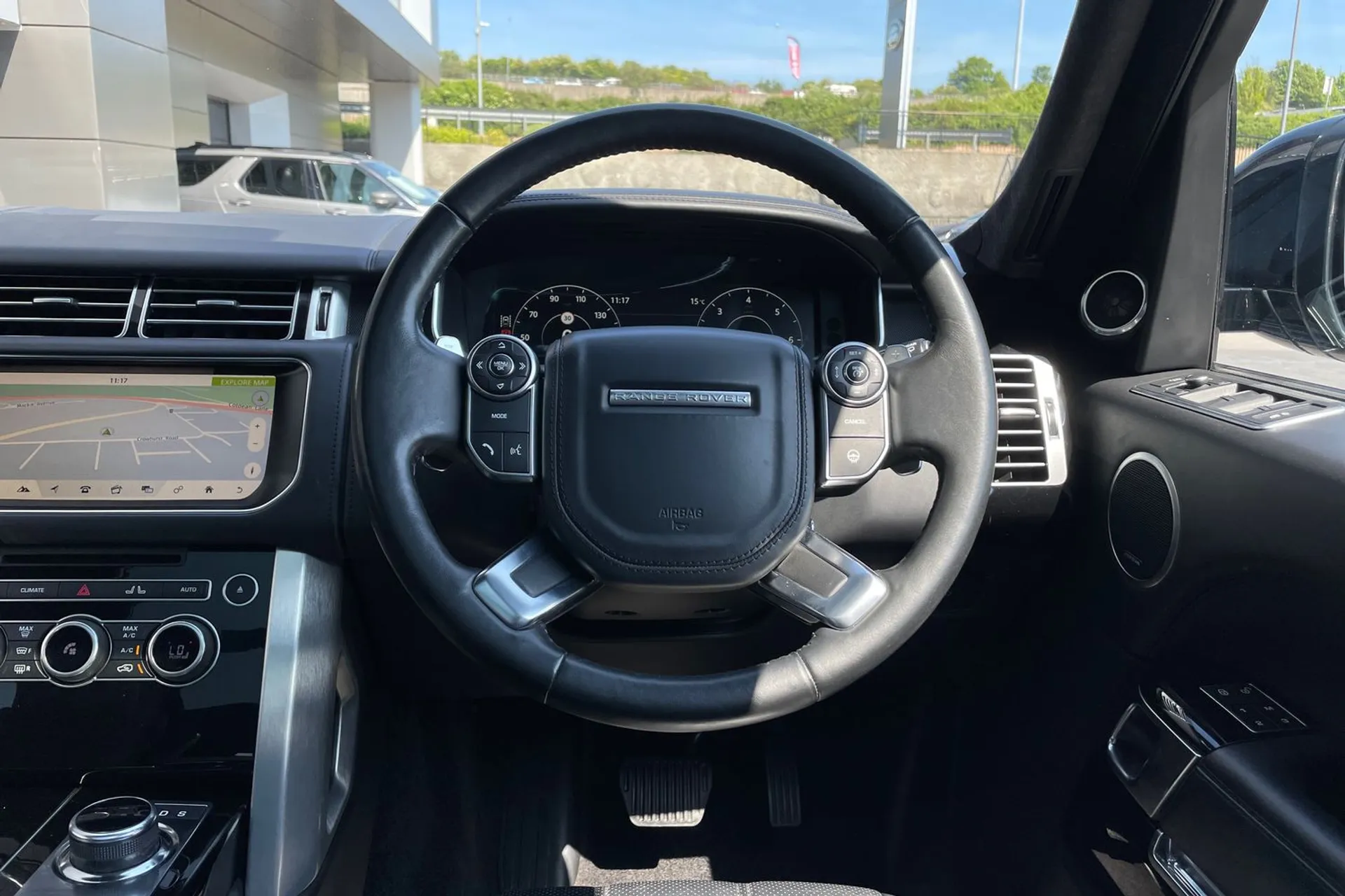 LAND ROVER RANGE ROVER thumbnail image number 41