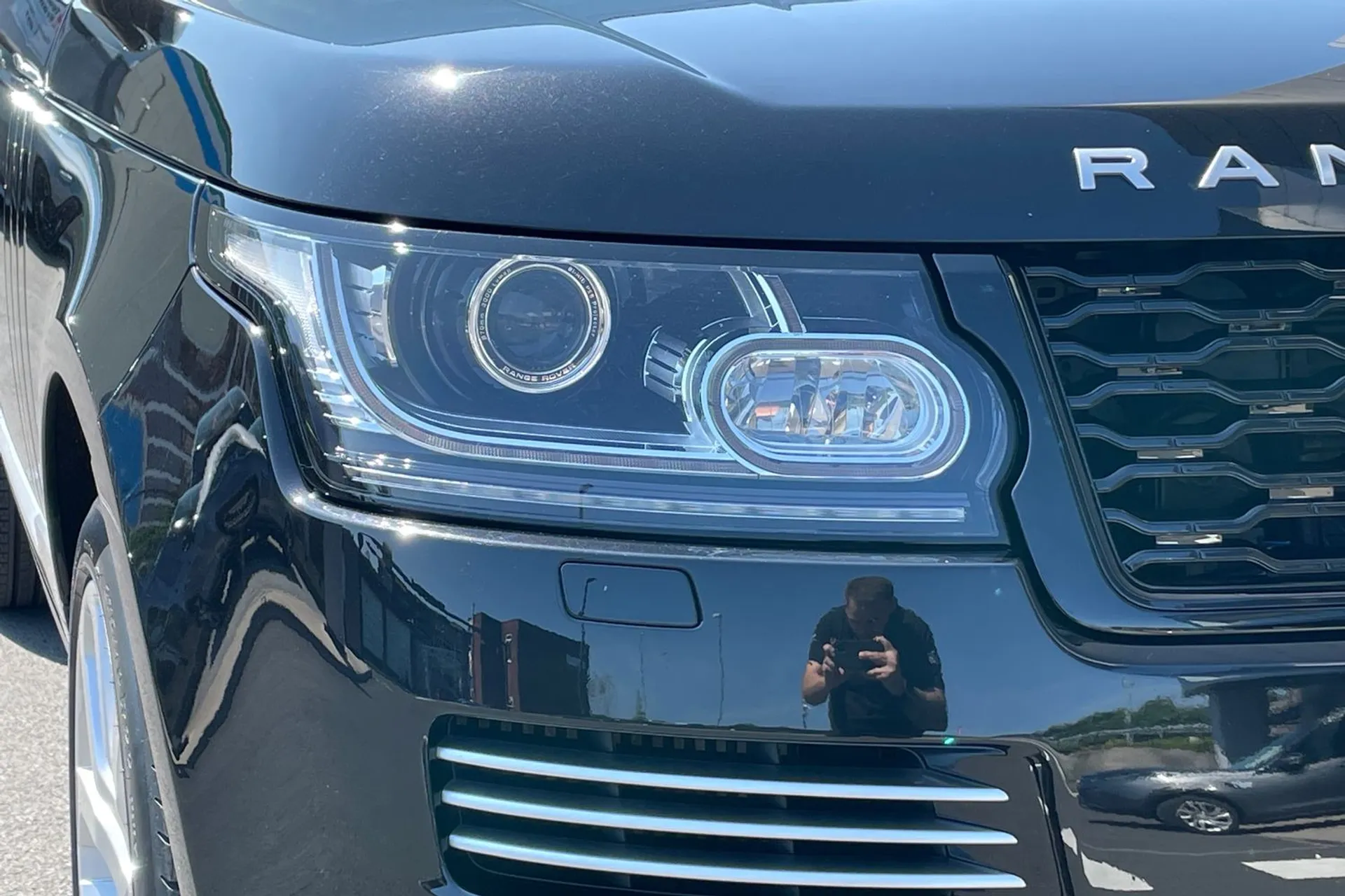 LAND ROVER RANGE ROVER thumbnail image number 17