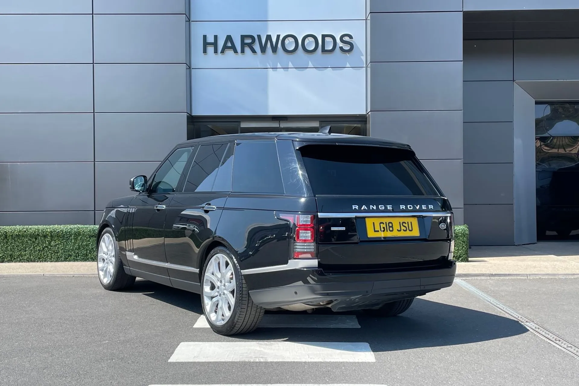 LAND ROVER RANGE ROVER thumbnail image number 9