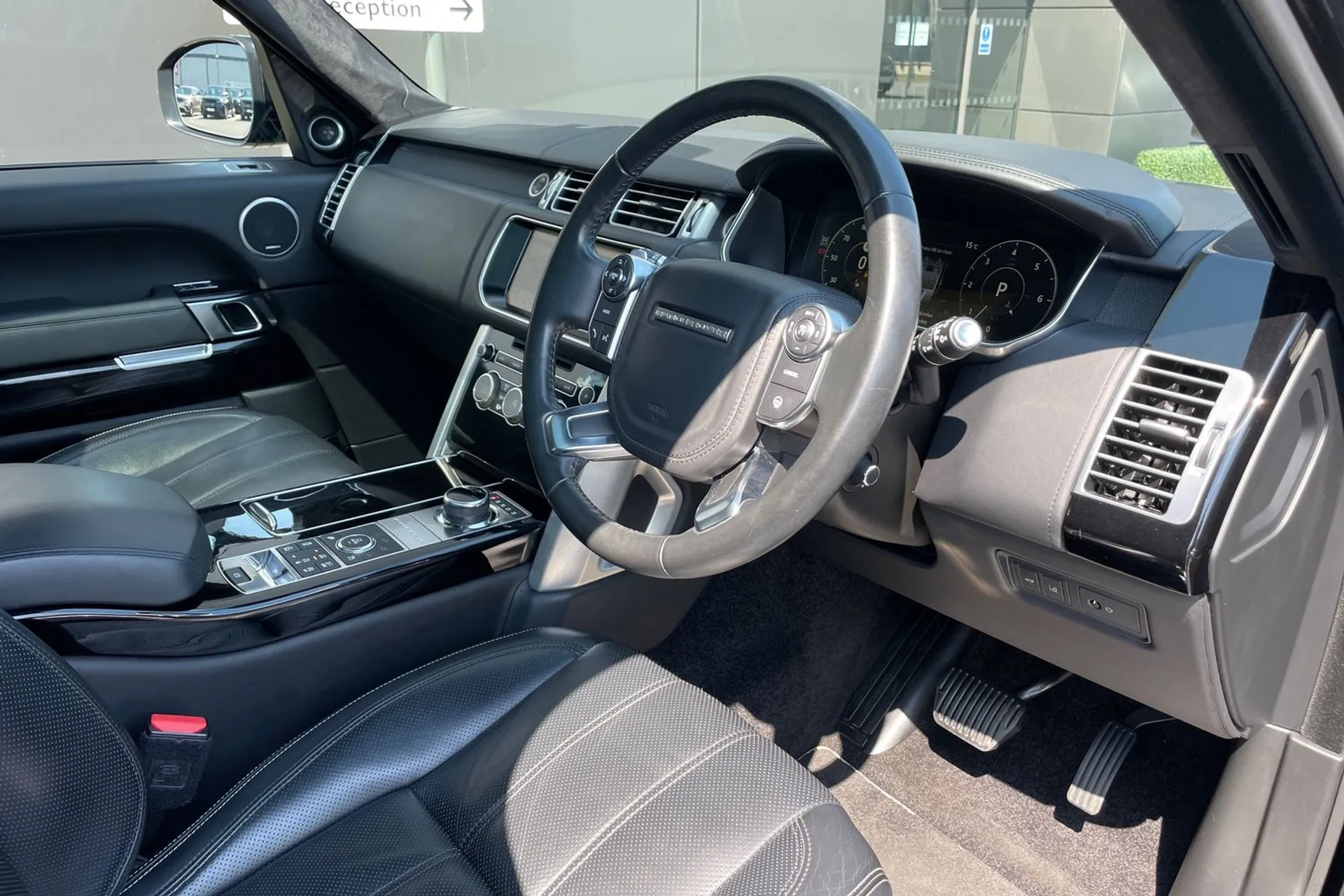 LAND ROVER RANGE ROVER thumbnail image number 18