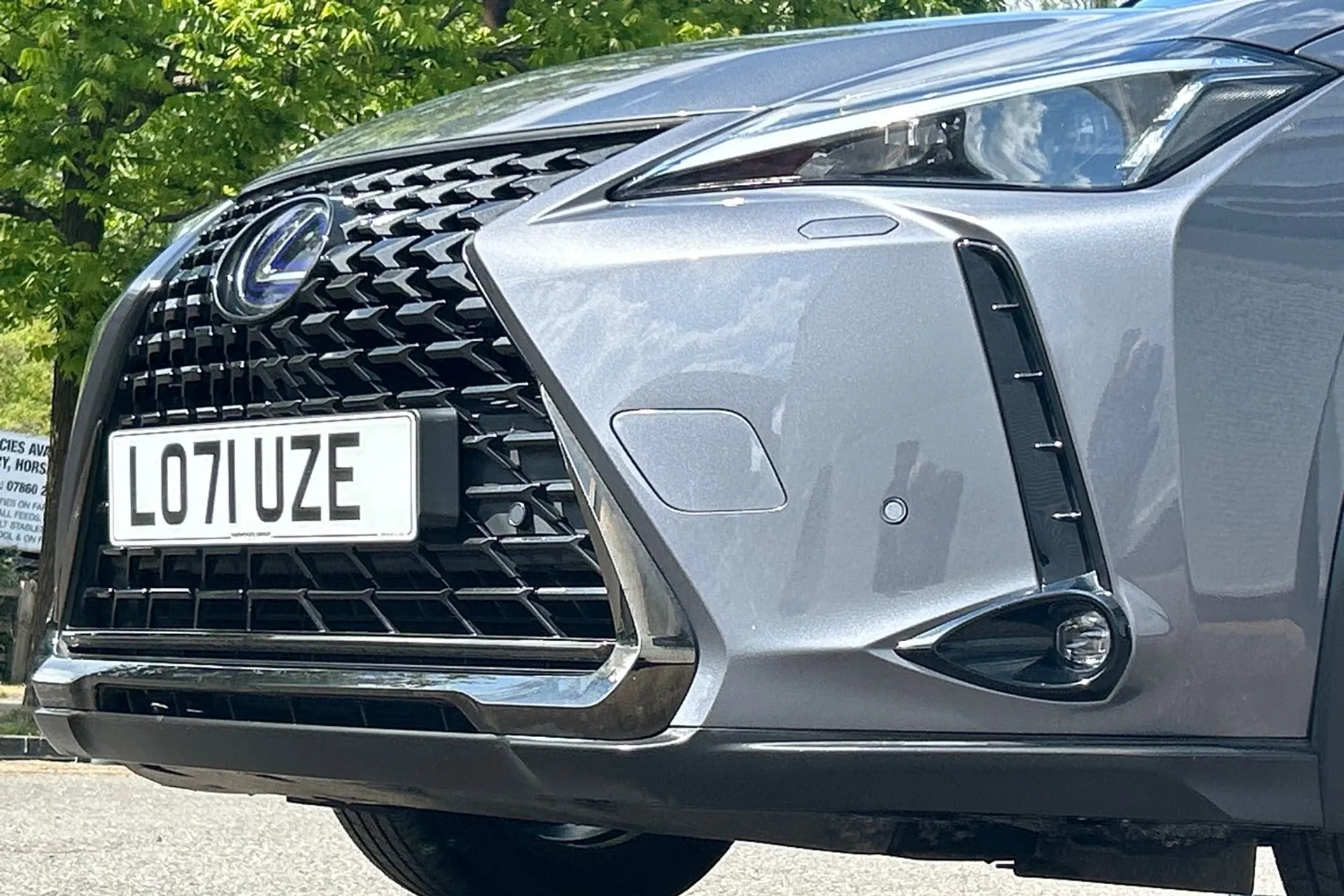 LEXUS UX thumbnail image number 55