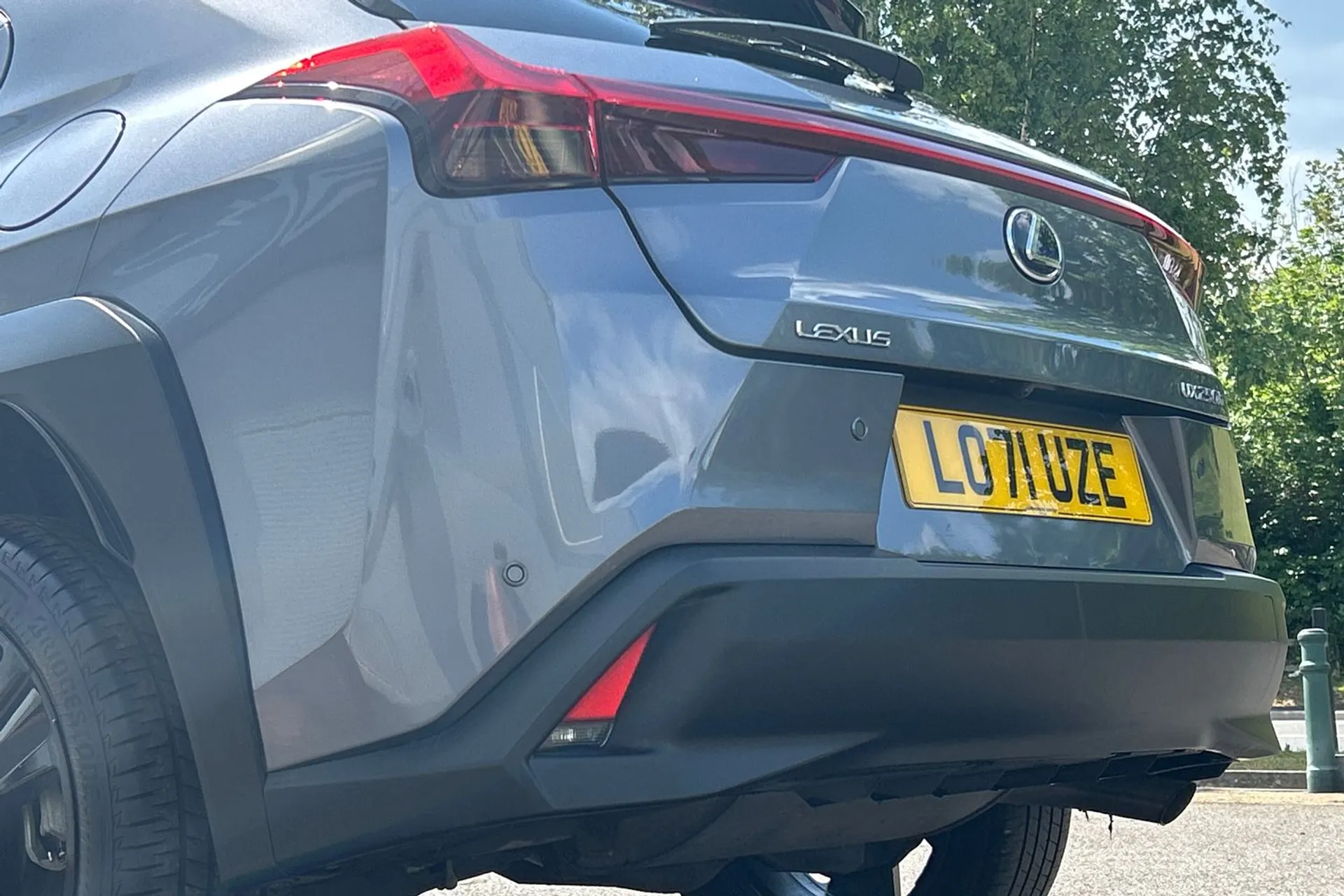 LEXUS UX thumbnail image number 56