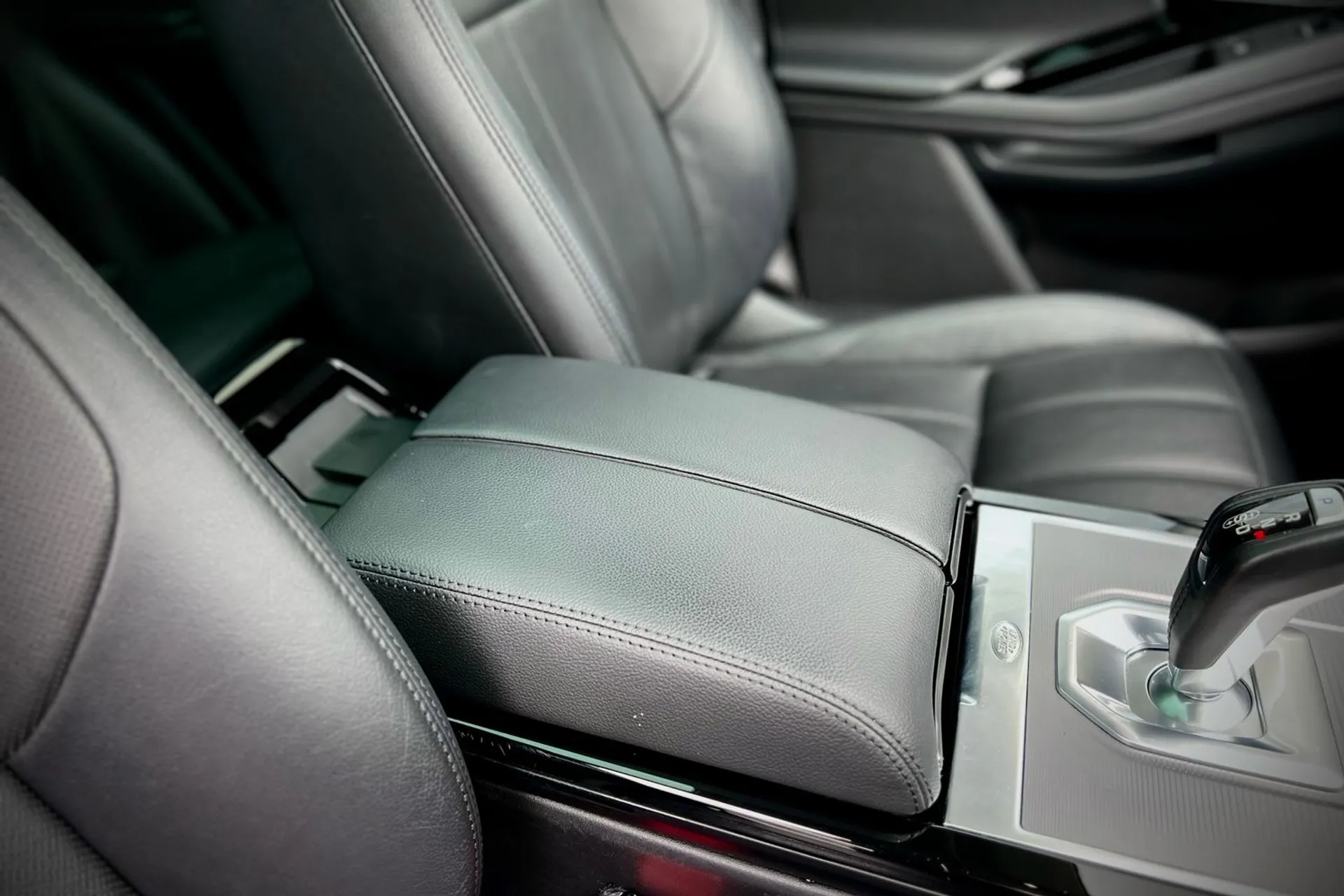 LAND ROVER RANGE ROVER EVOQUE thumbnail image number 46