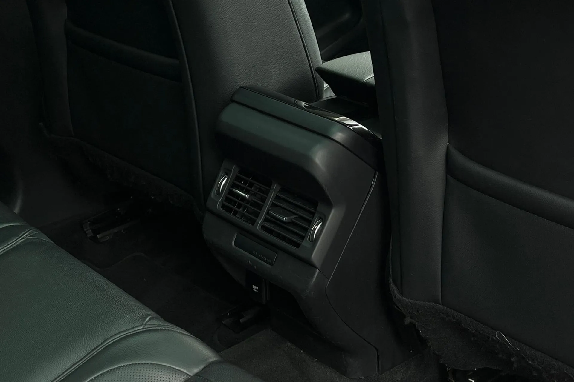 LAND ROVER RANGE ROVER EVOQUE thumbnail image number 40