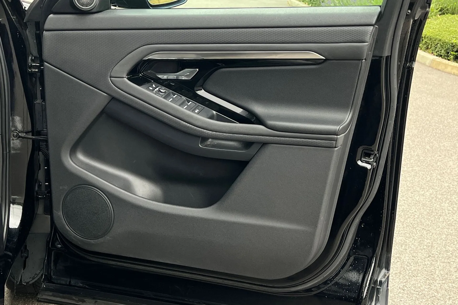 LAND ROVER RANGE ROVER EVOQUE thumbnail image number 59