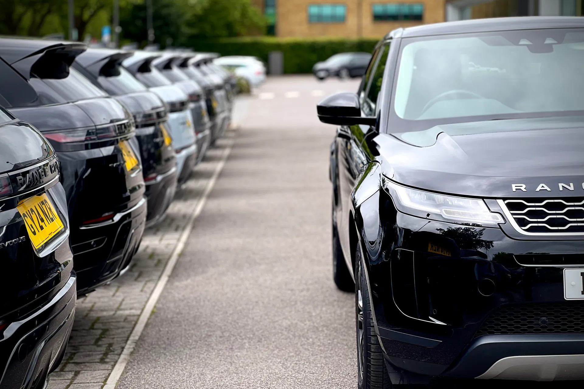 LAND ROVER RANGE ROVER EVOQUE thumbnail image number 18