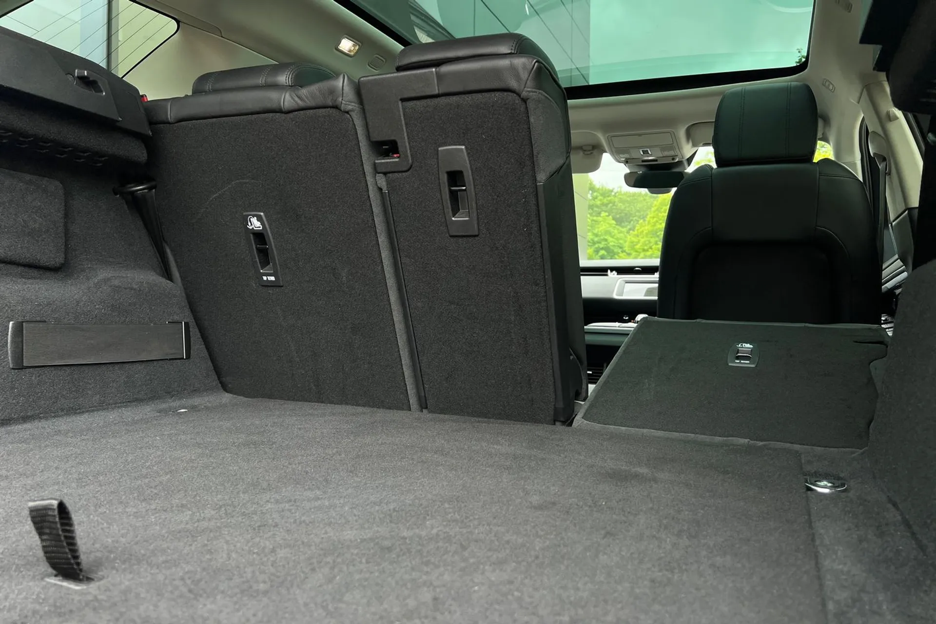 LAND ROVER RANGE ROVER EVOQUE thumbnail image number 34