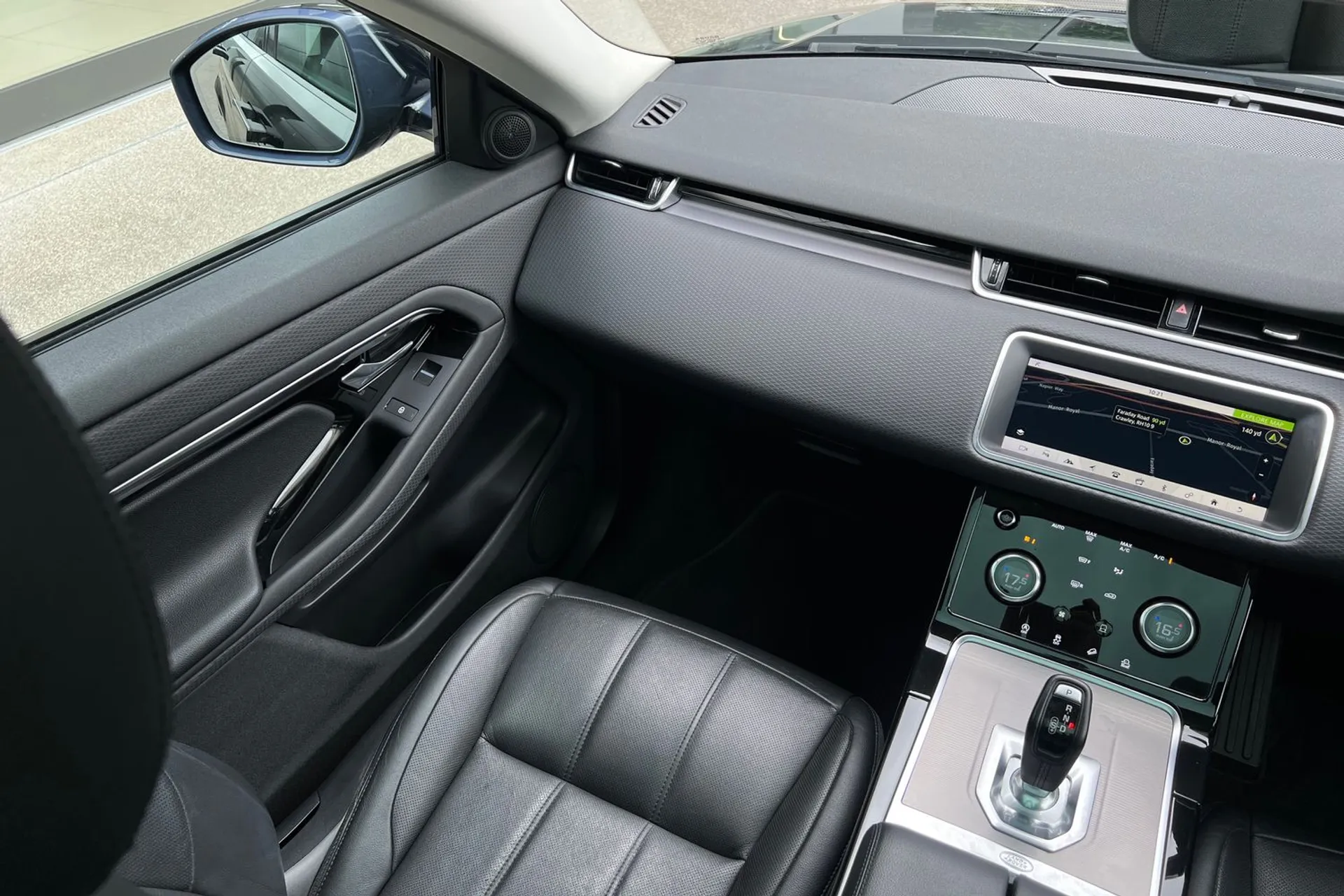 LAND ROVER RANGE ROVER EVOQUE thumbnail image number 25