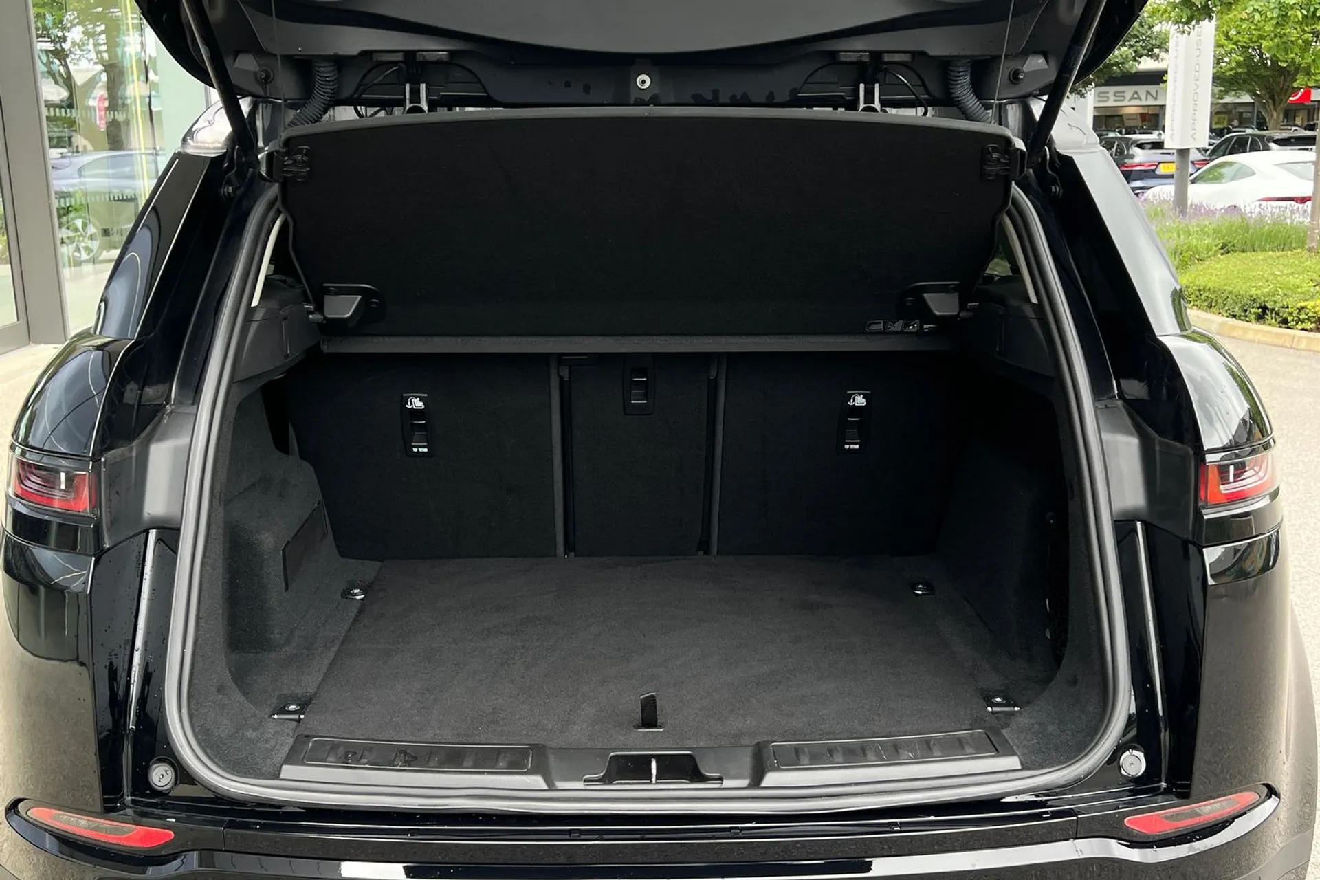 LAND ROVER RANGE ROVER EVOQUE thumbnail image number 33