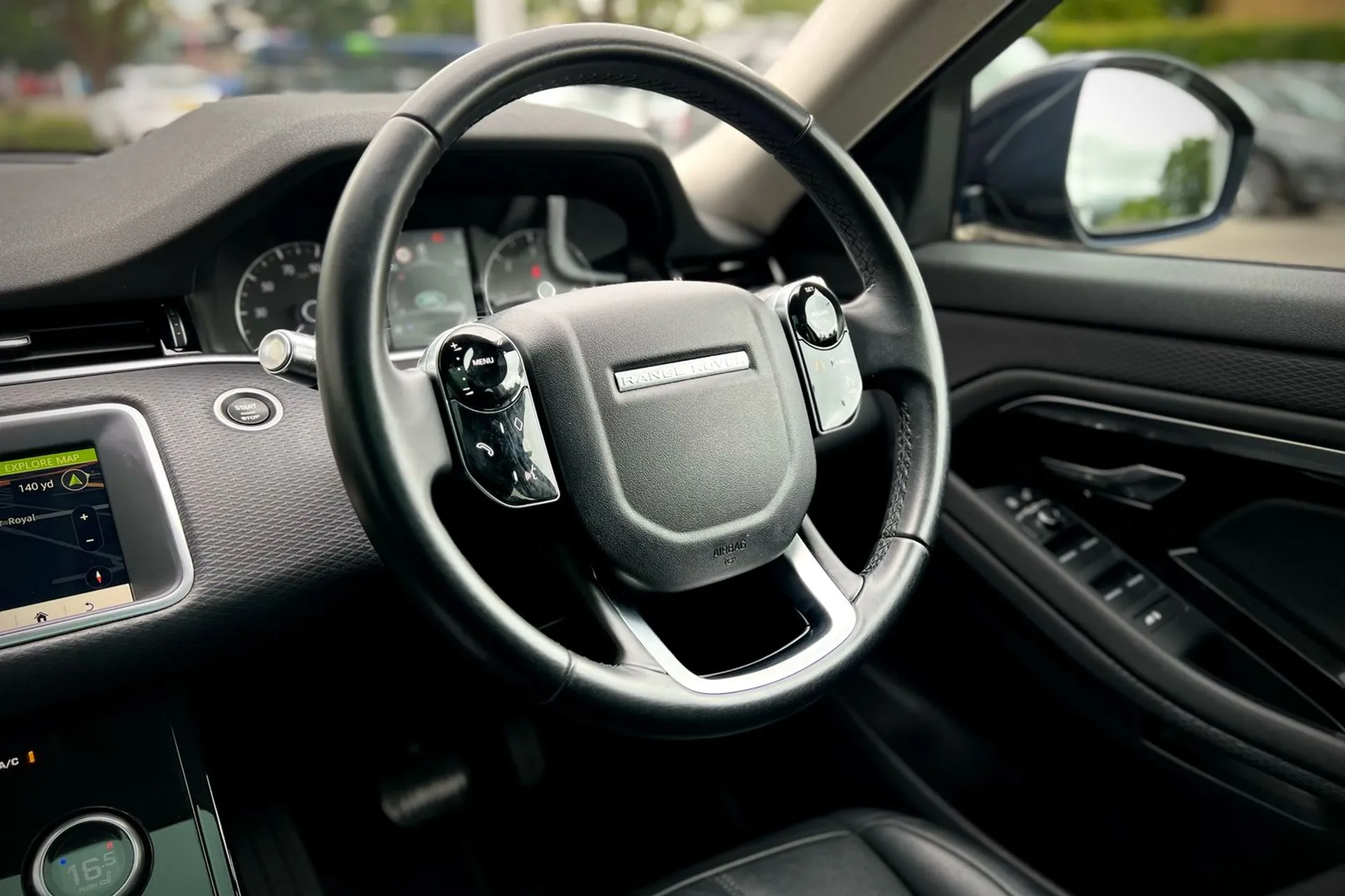 LAND ROVER RANGE ROVER EVOQUE thumbnail image number 49