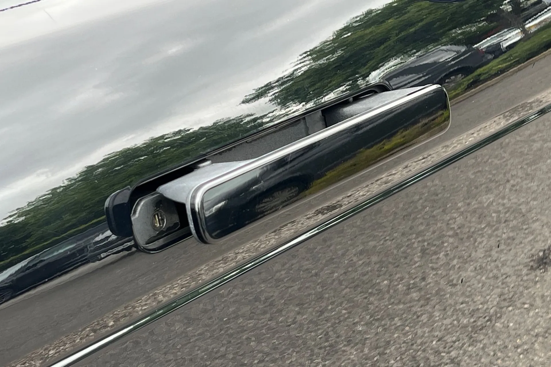 LAND ROVER RANGE ROVER EVOQUE thumbnail image number 23