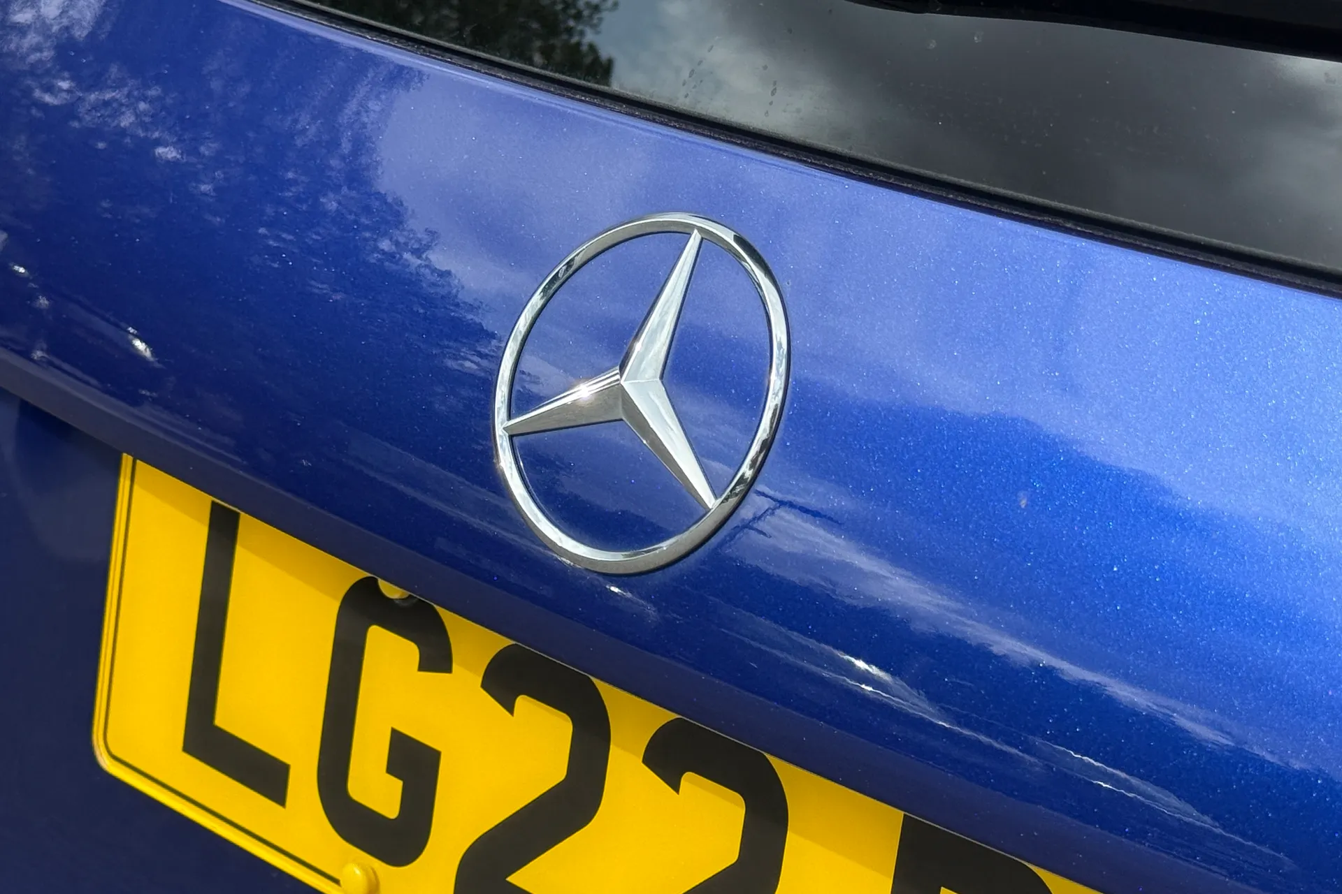 MERCEDES-BENZ GLB thumbnail image number 16