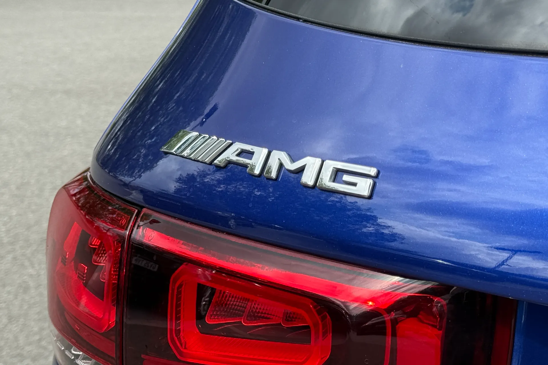 MERCEDES-BENZ GLB thumbnail image number 17