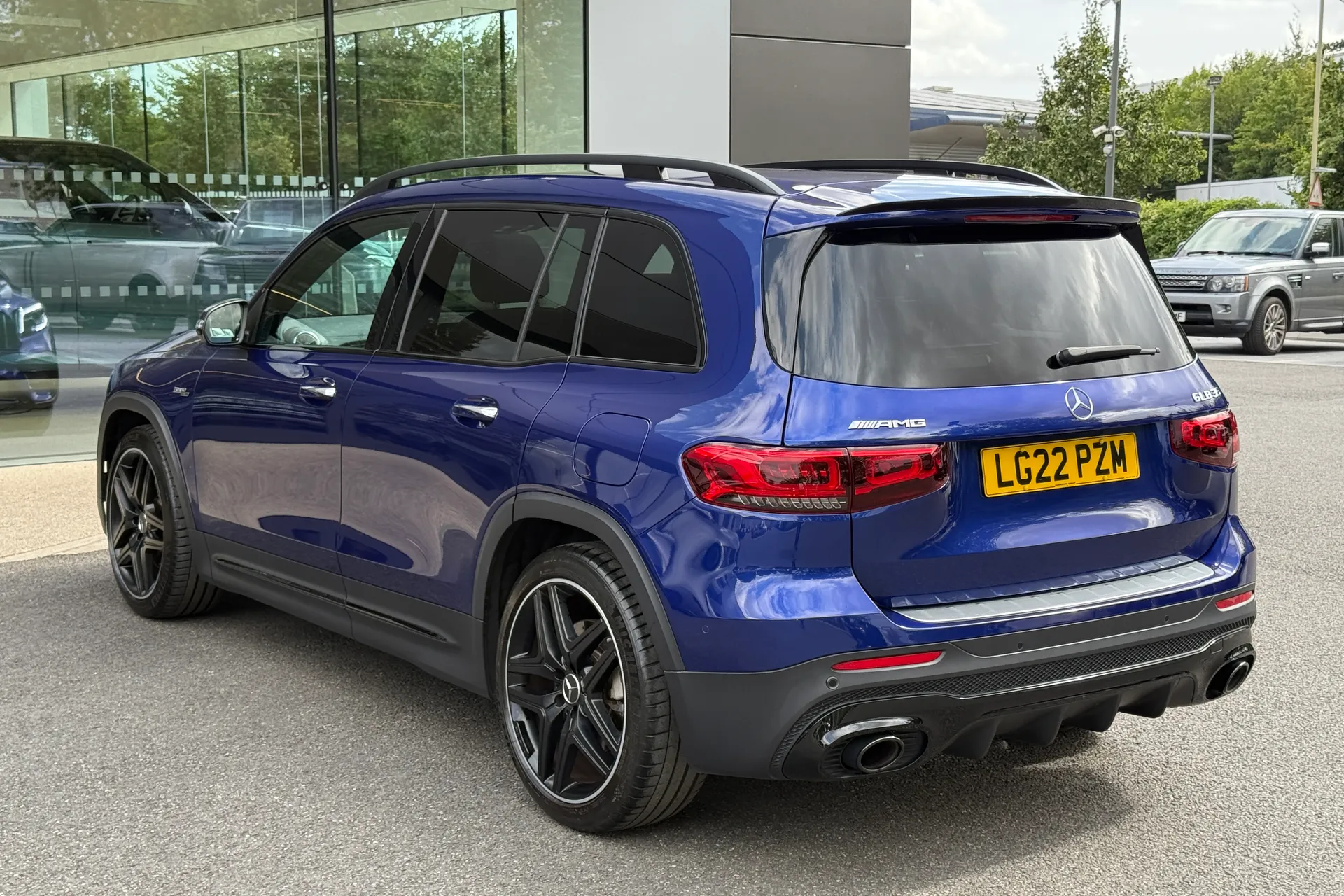 MERCEDES-BENZ GLB thumbnail image number 21