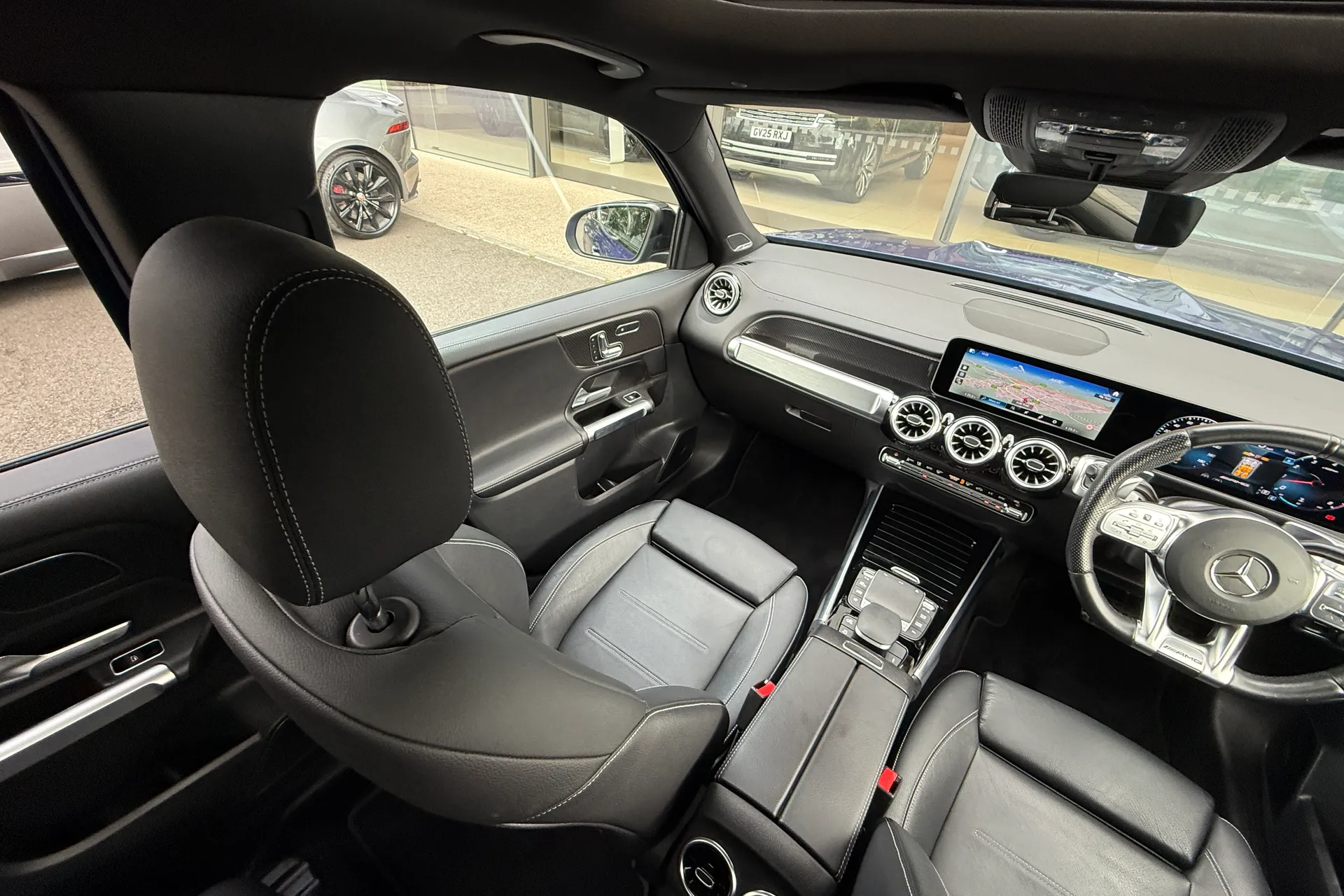 MERCEDES-BENZ GLB thumbnail image number 38