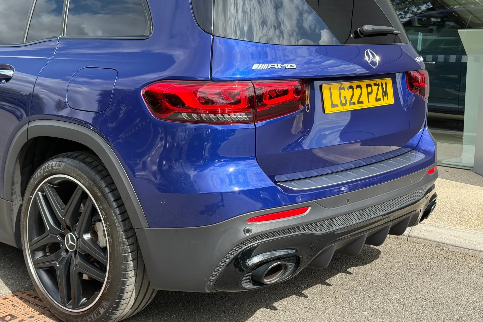 MERCEDES-BENZ GLB thumbnail image number 12