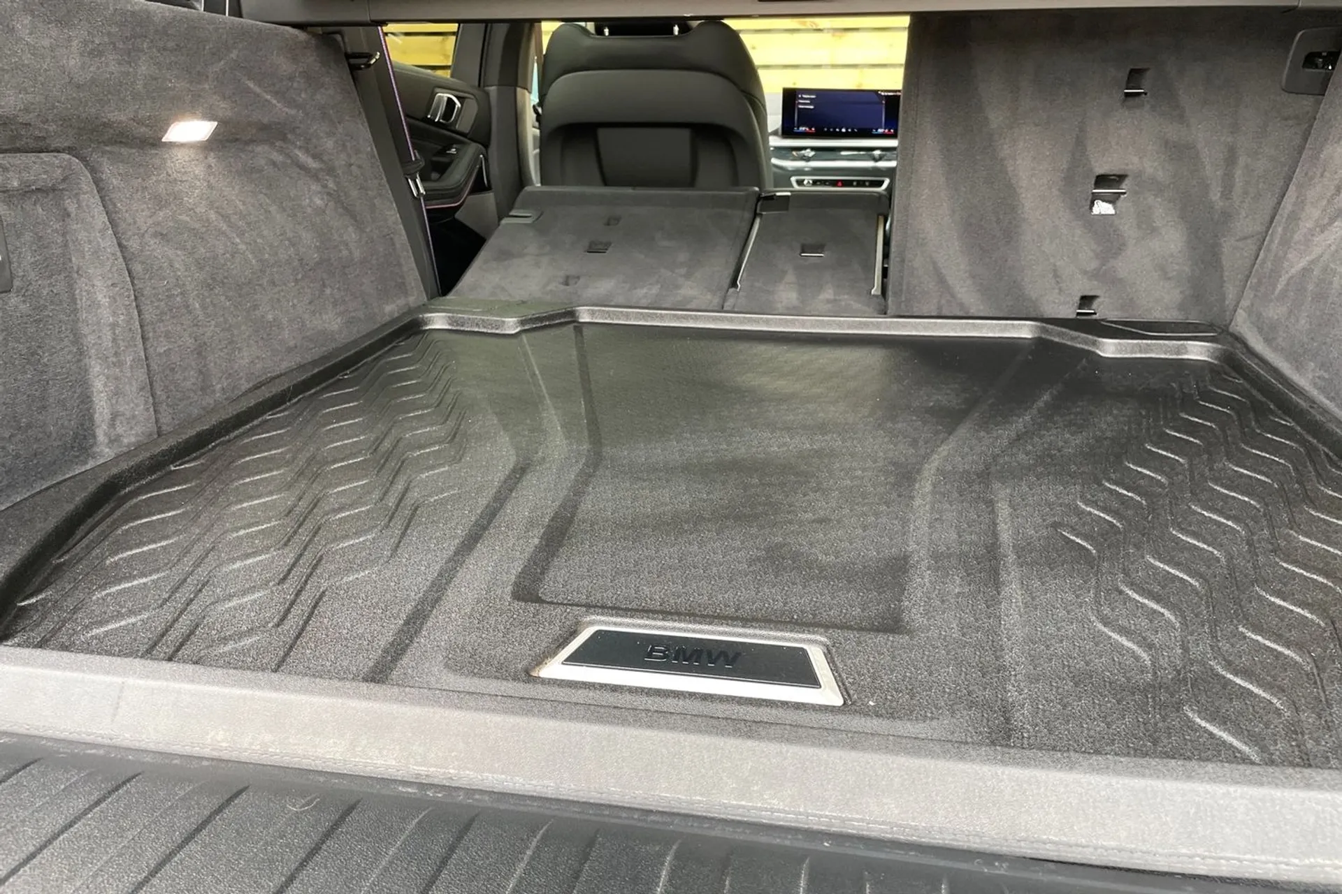 BMW X5 thumbnail image number 23
