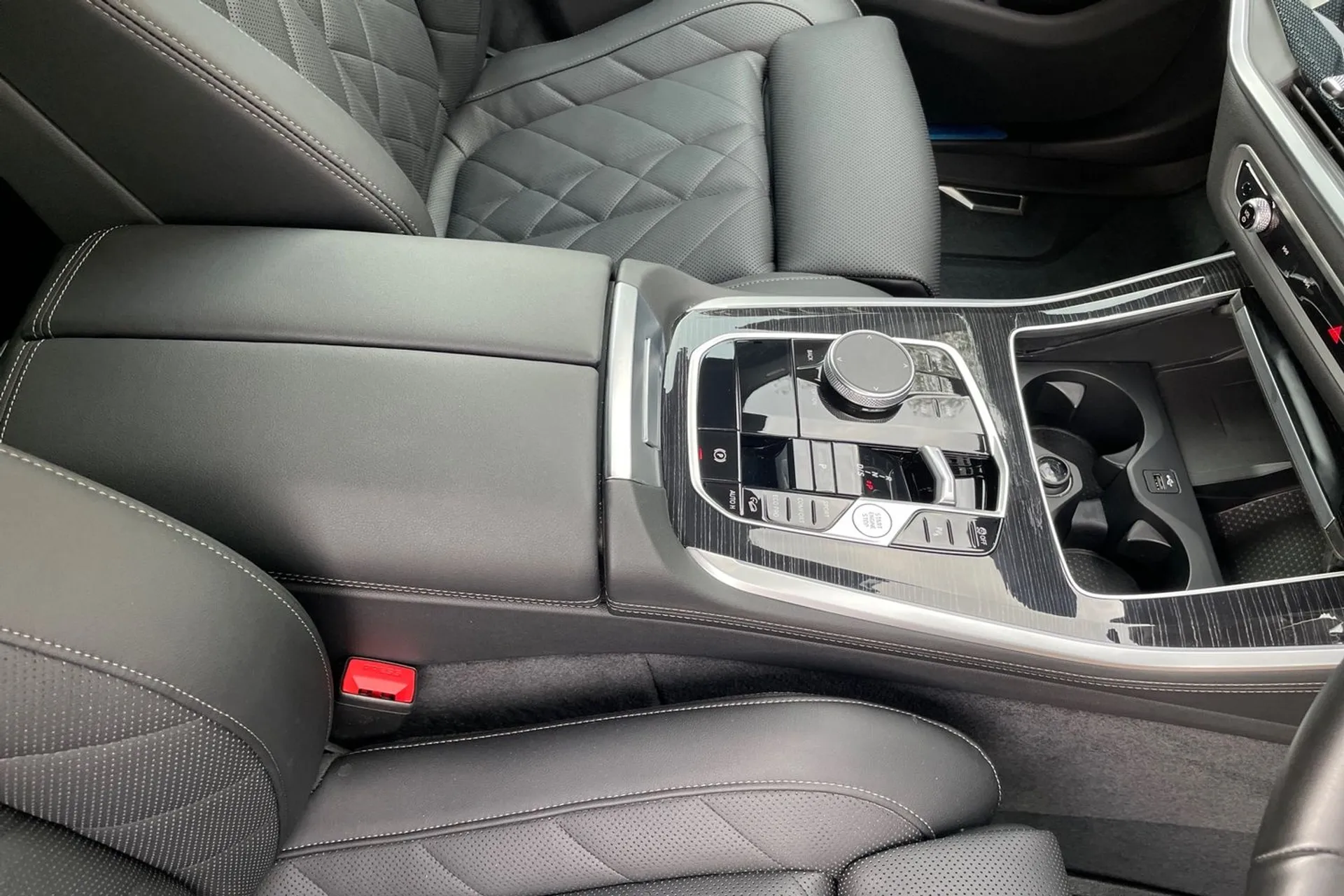 BMW X5 thumbnail image number 42
