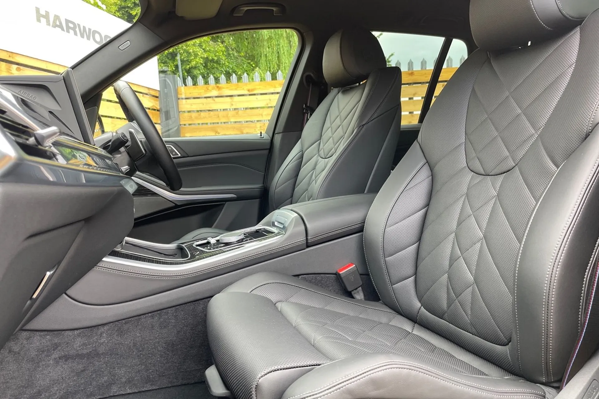 BMW X5 thumbnail image number 30