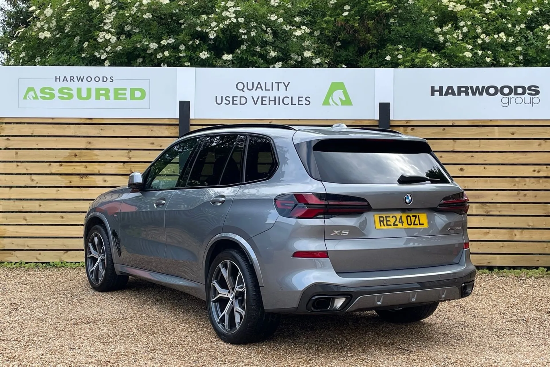 BMW X5 thumbnail image number 10