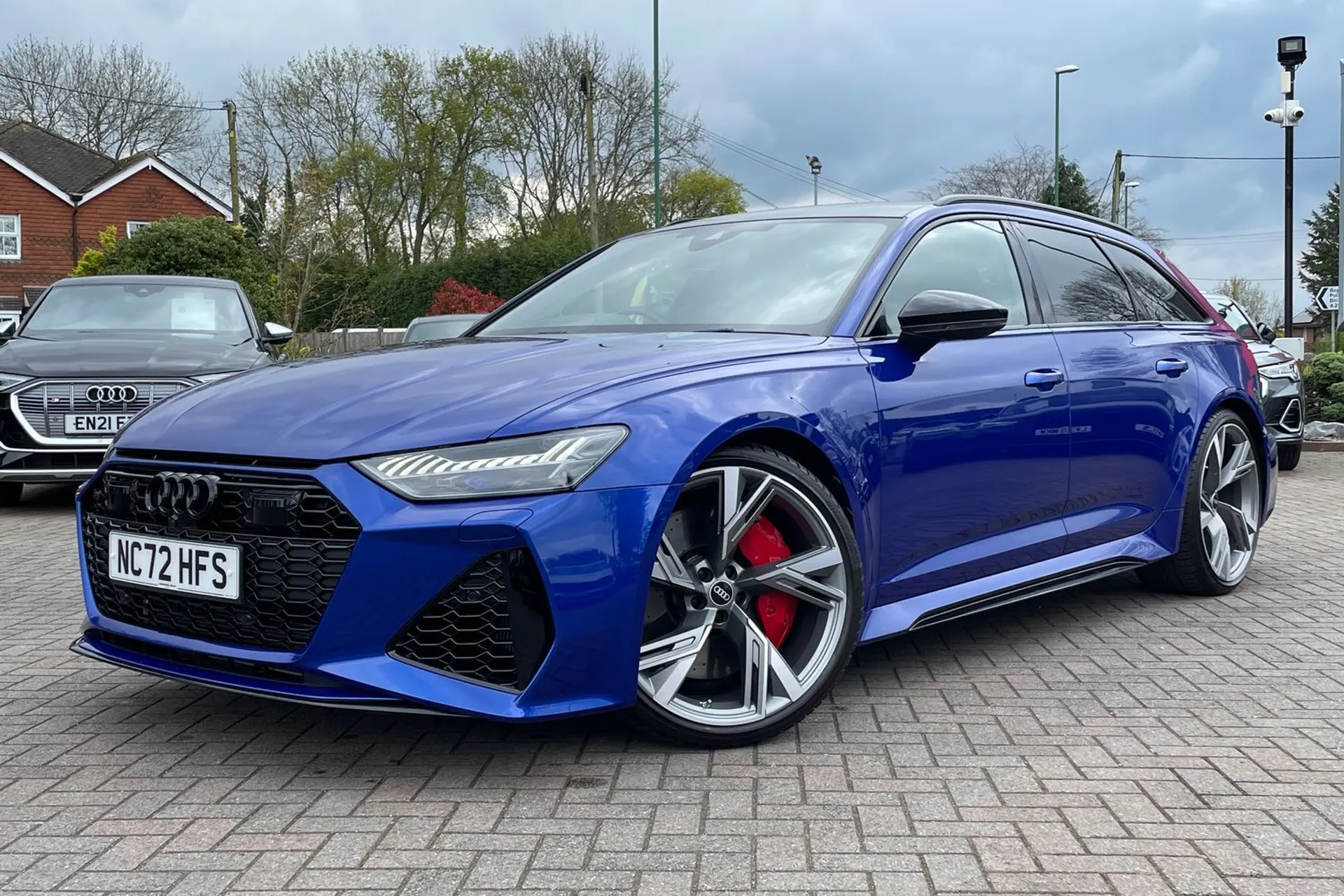 Audi RS6 thumbnail image number 24